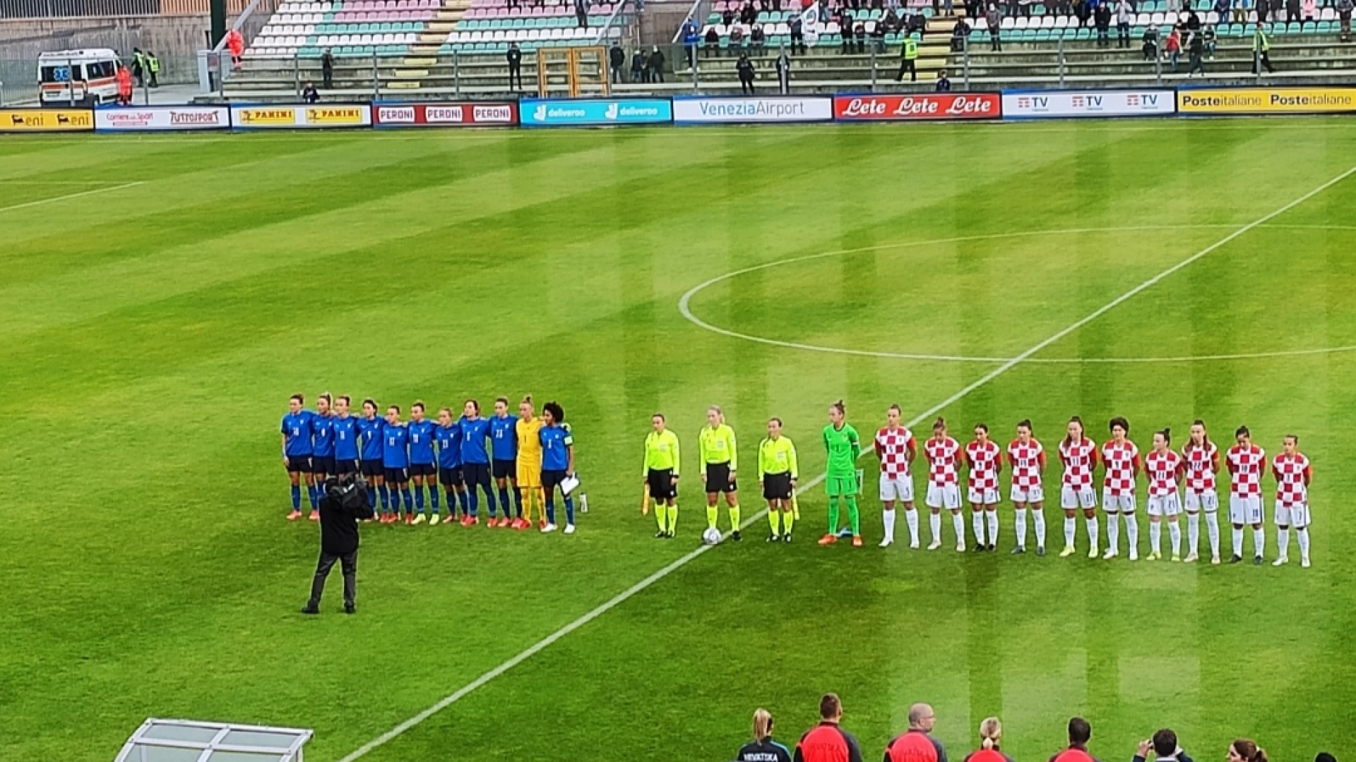 Castel Di Sangro: l'Italia di Milena Bertolini stende la Croazia. Finisce 3-0. Le azzurre volano in Abruzzo. In rete Cernoia, Girelli, Pirone