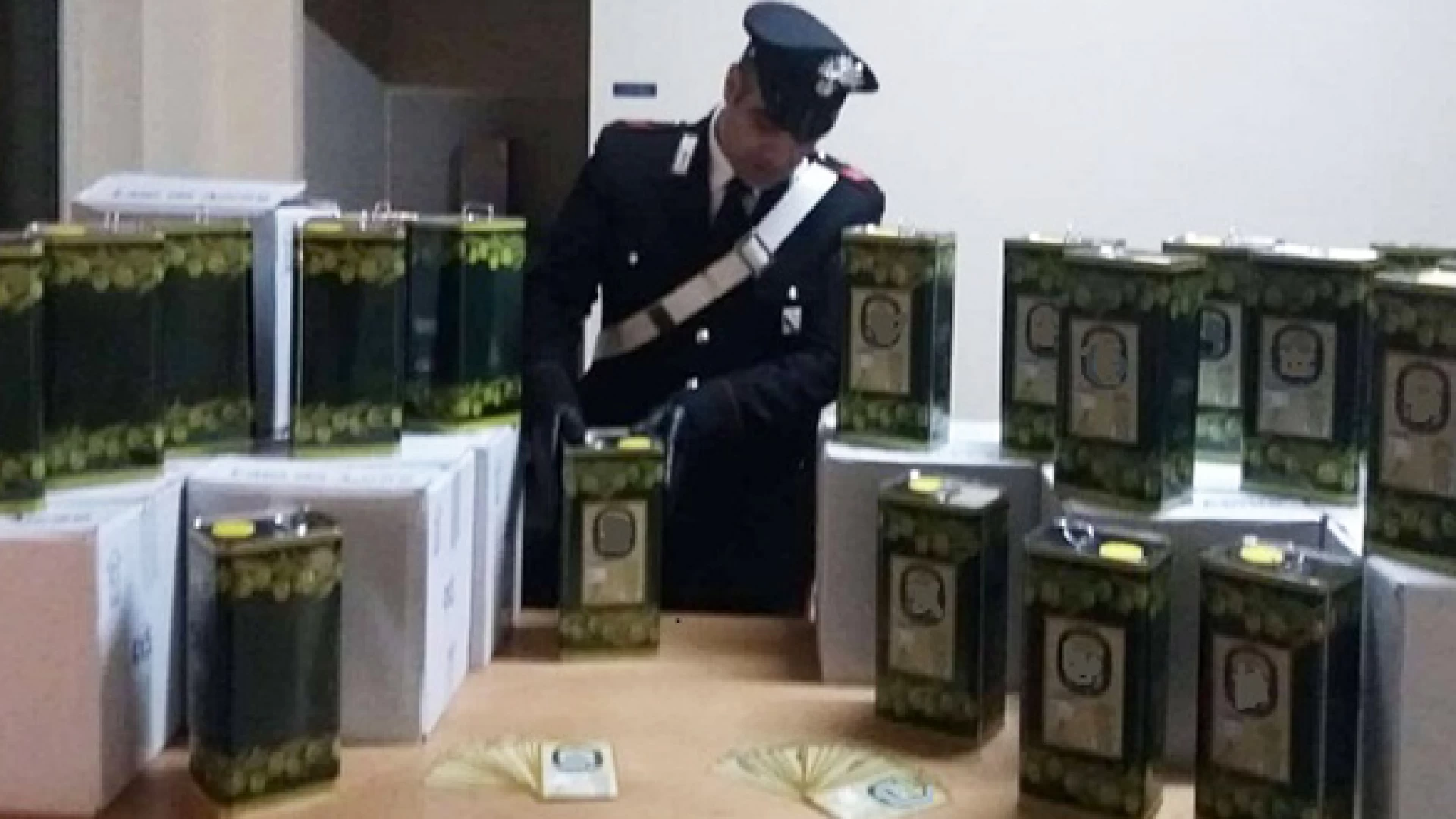 Isernia: vendono olio extravergine contraffatto. Due commercianti pugliesi denunciati dai Carabinieri.