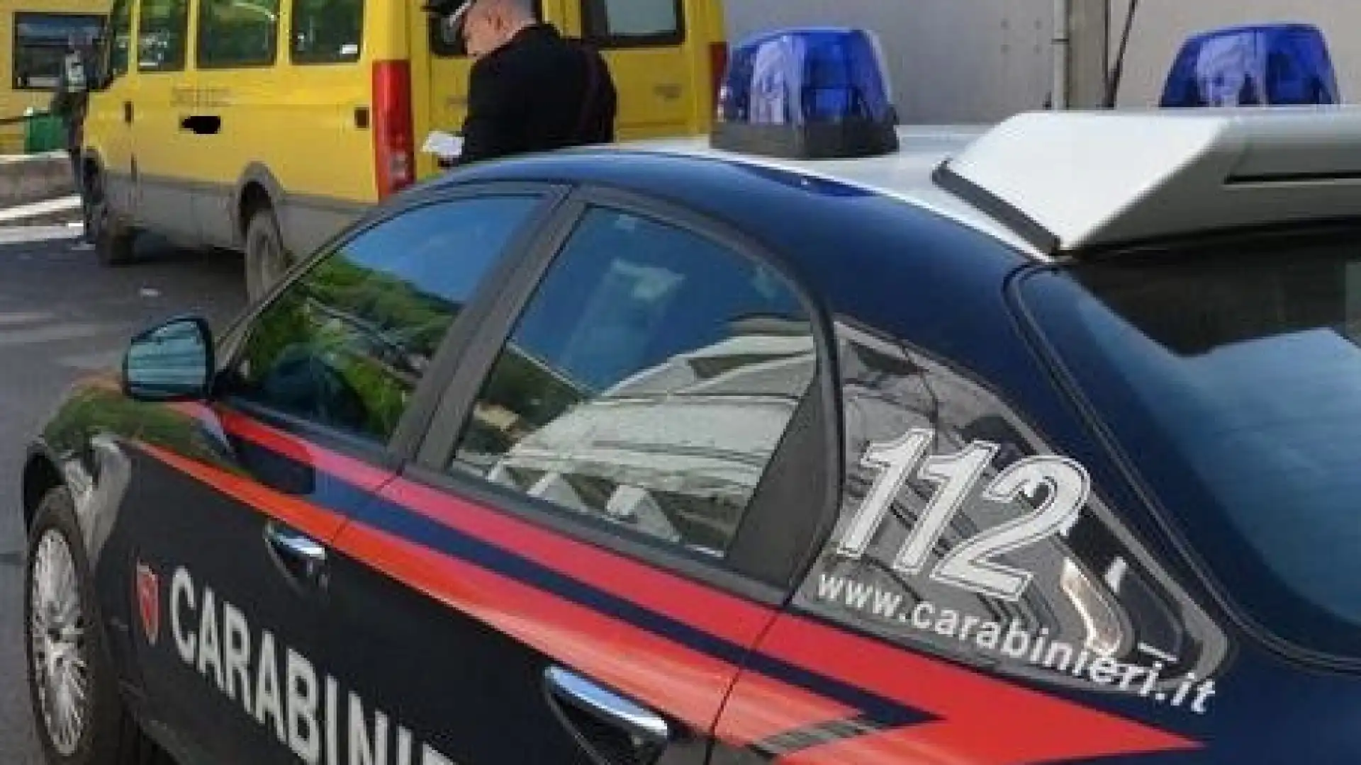 Isernia: controlli e verifiche agli scuolabus da parte dei Carabinieri. Continua il monitoraggio del trasporto collettivo scolastico.