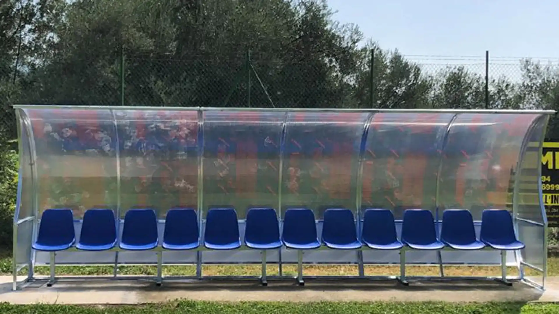 Pozzilli: nuove panchine al campo da calcio i ringraziamenti della Virtus Pozzilli 1967 all’Amministrazione Comunale.