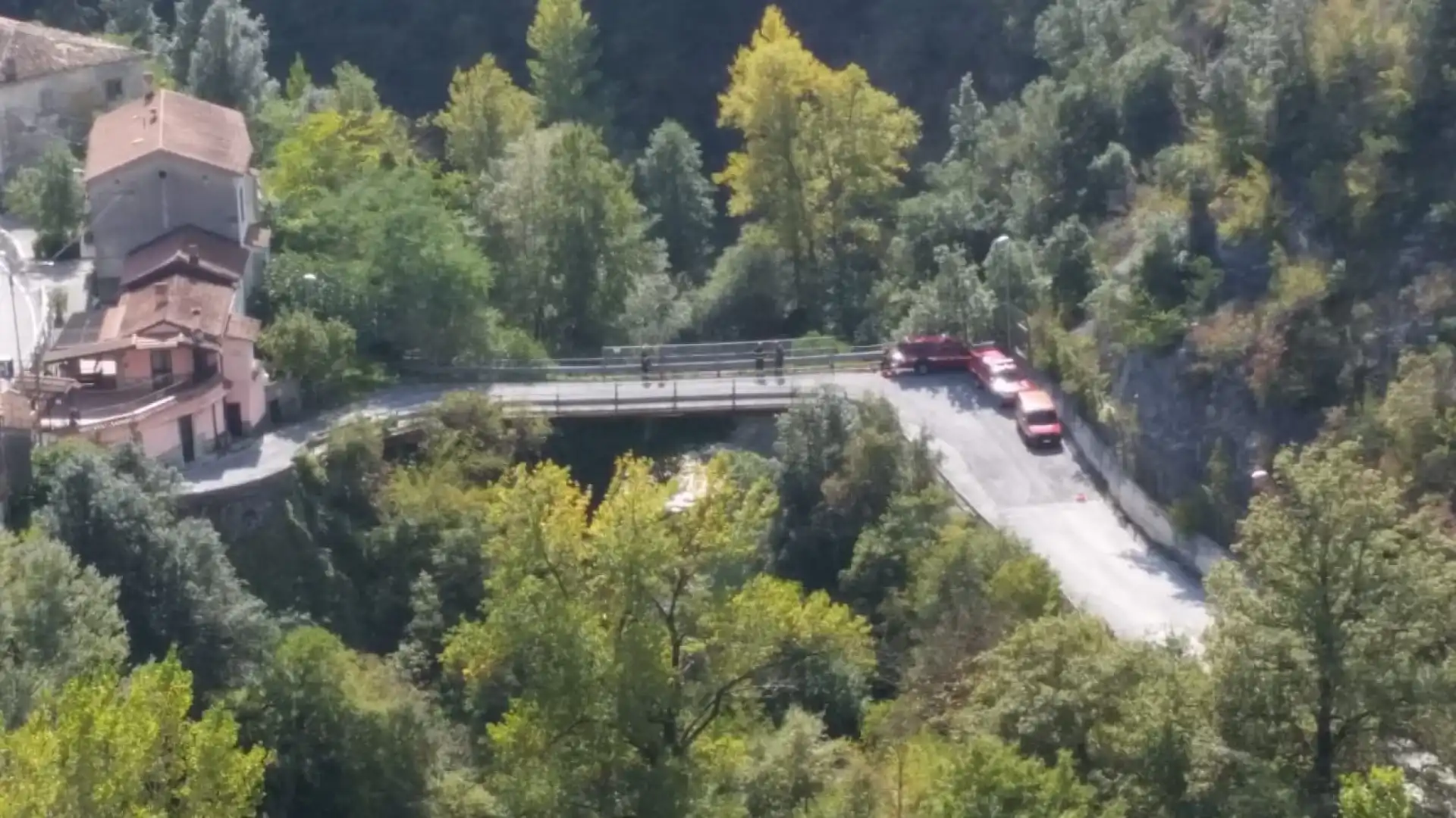 Colli a Volturno: i Vigili del Fuoco si esercitano sul Volturno nei pressi di Ponte Raddi. Impegnati i Vigili fluviali