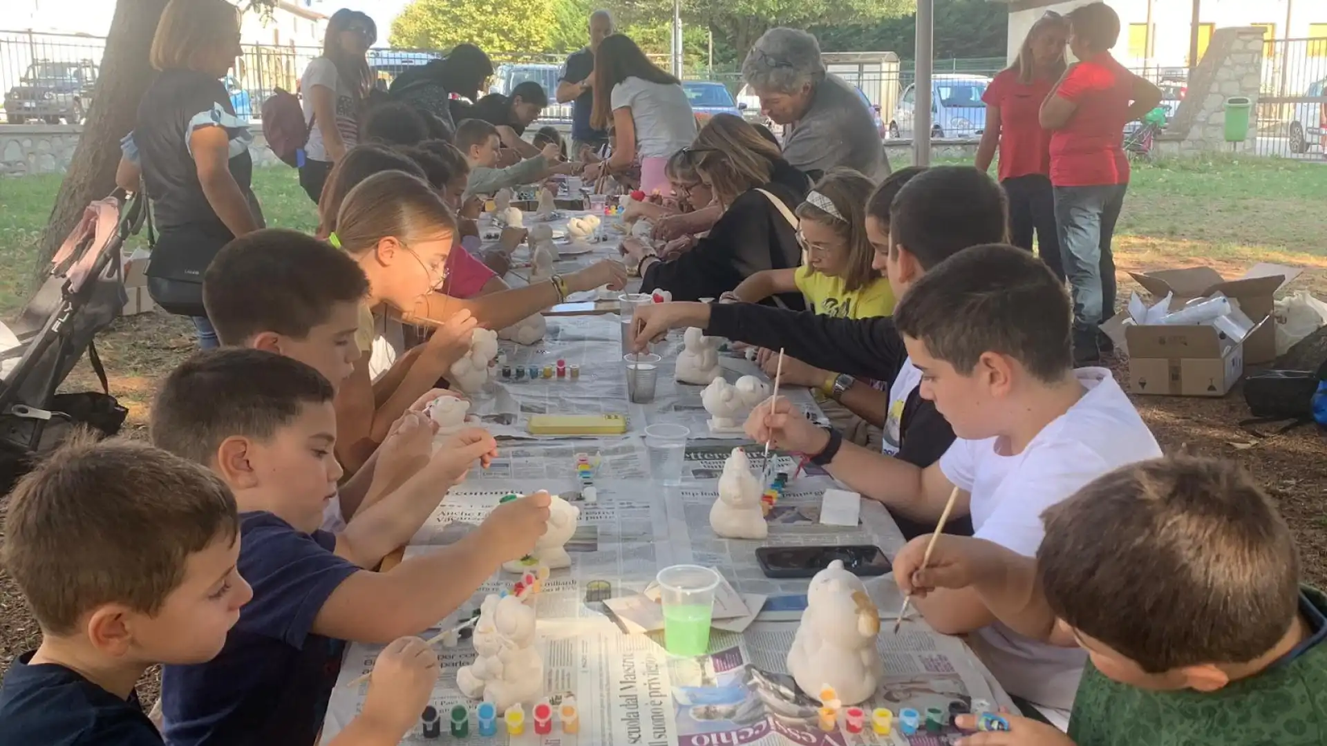 “Decora con un amico”: la campagna di sensibilizzazione verso l'oncologia pediatrica trova ampio spazio a Castel San Vincenzo.