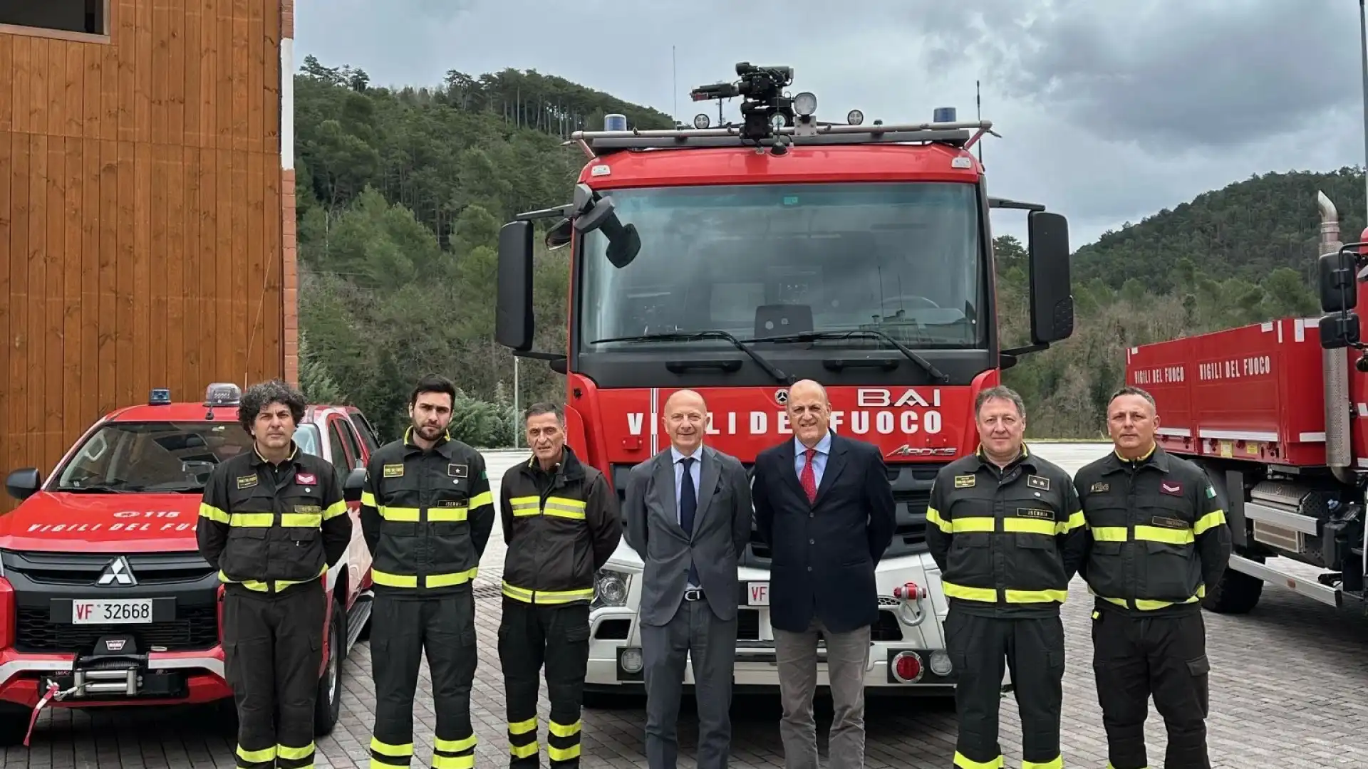 Isernia: il nuovo questore Della Cioppa in visita al Comando Provinciale dei Vigili del Fuoco.