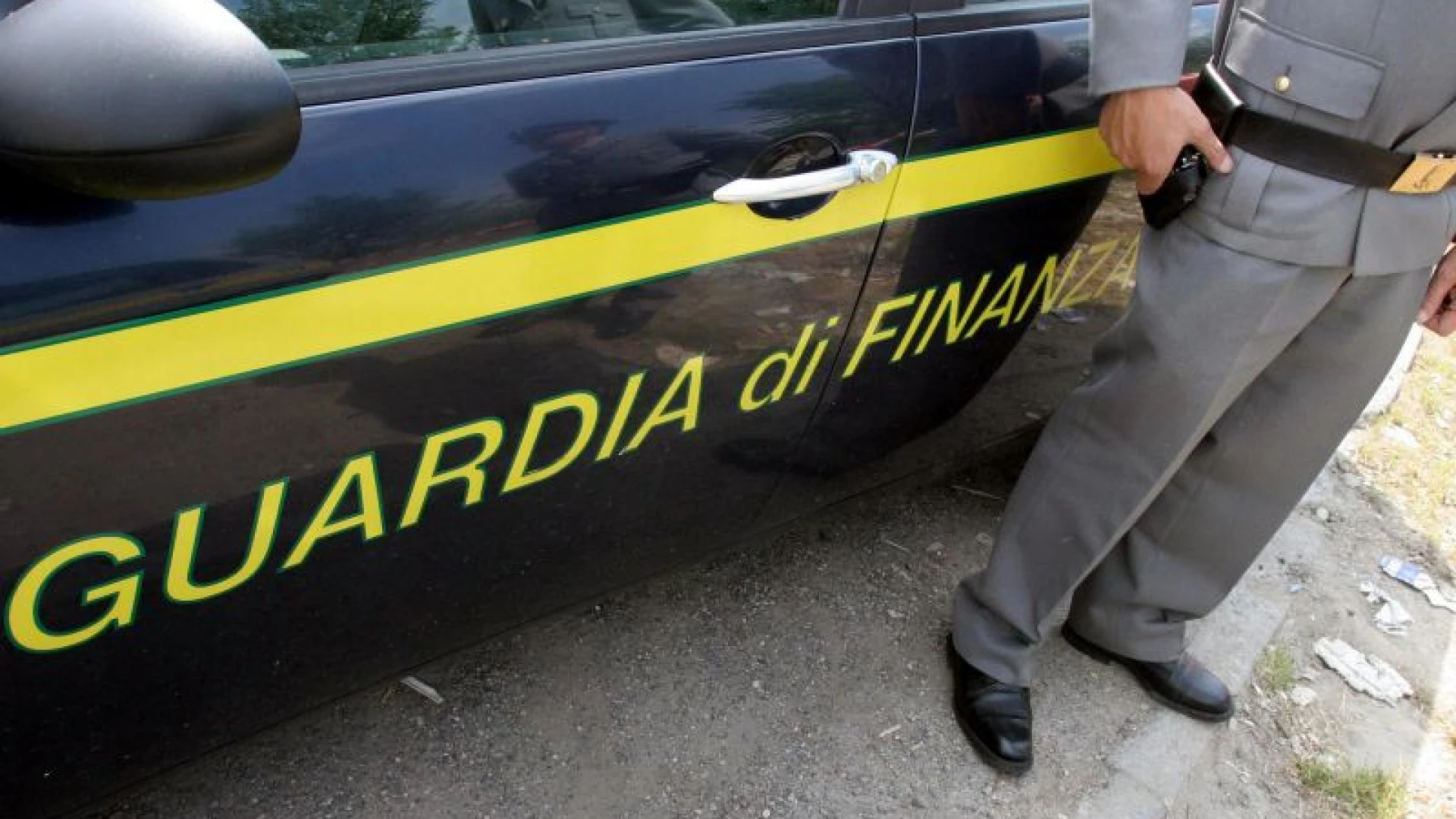 GdF Isernia, sigilli a un esercizio commerciale di Isernia