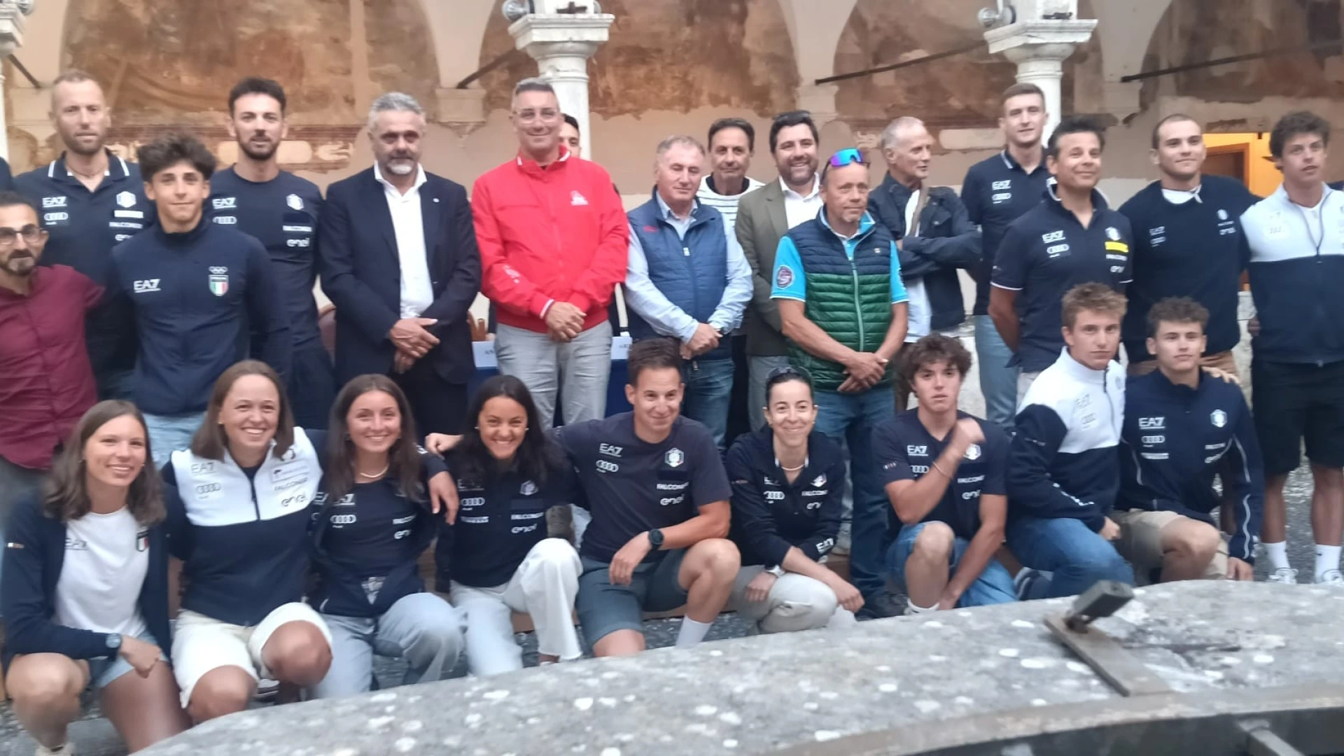 L’assessore Quaglieri porta il saluto alla Nazionale Juniores di Fondo Un pomeriggio d’azzurro quello voluto da Angelo Caruso ed Arturo Como