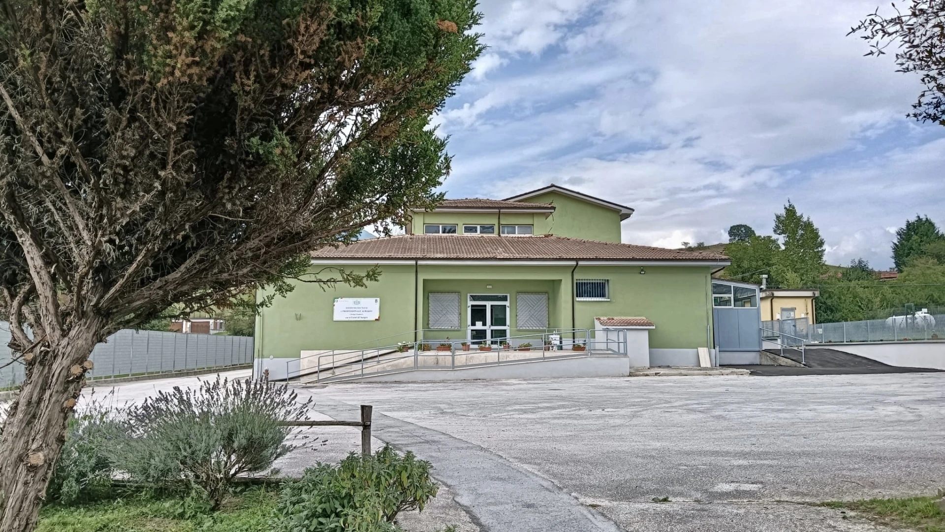 Castel Di Sangro: agricoltura, enogastronomia e scuole professionali. Caruso: “La Provincia dell’Aquila investe sul futuro”. Giovedì 11 settembre il taglio del nastro al Serpieri