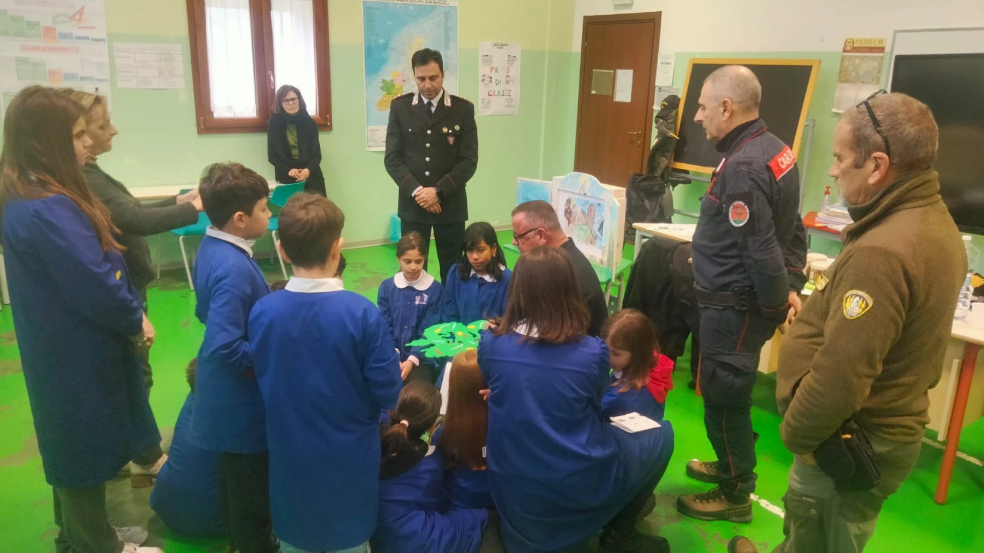 Isernia: Un albero per il futuro, i Carabinieri Forestali tornano nelle scuole per il secondo anno consecutivo.