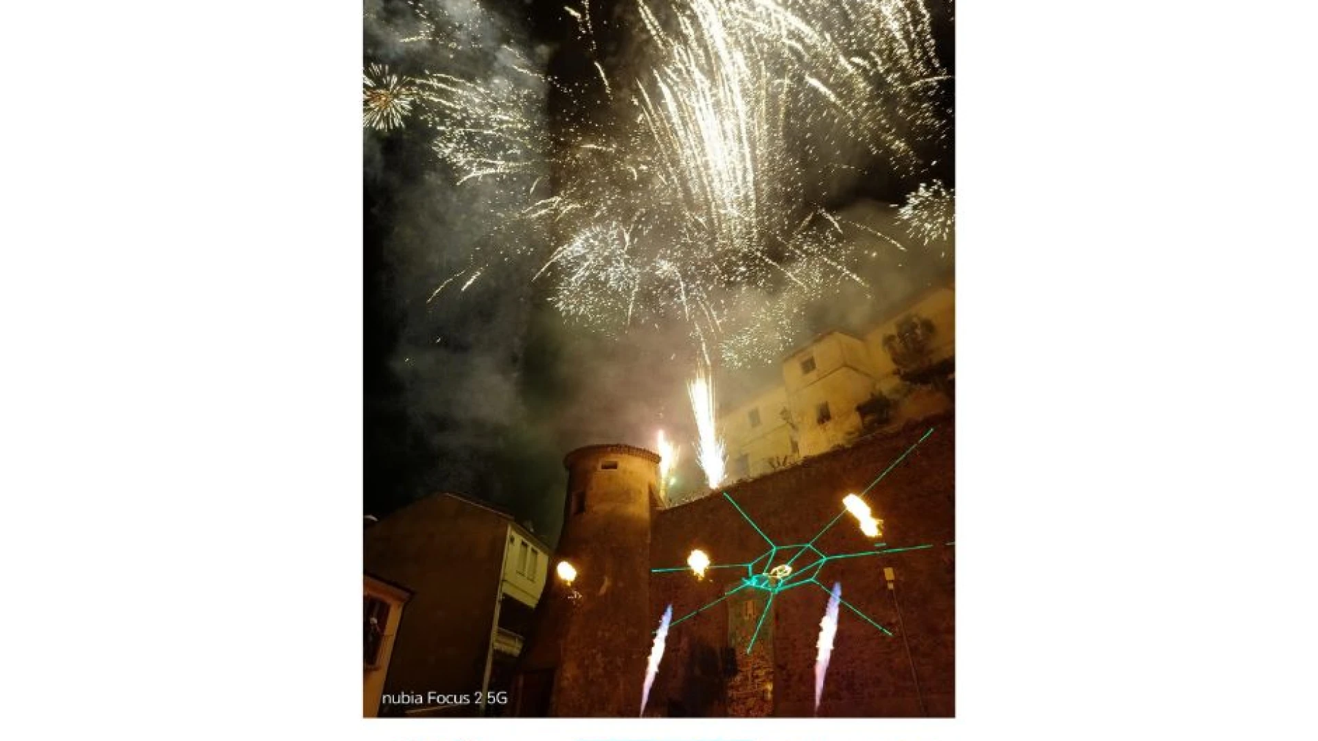 Fornelli: successo per la trentesima edizione delle “GIORNATE AL BORGO”. Guarda il video dell’incendio del castello.
