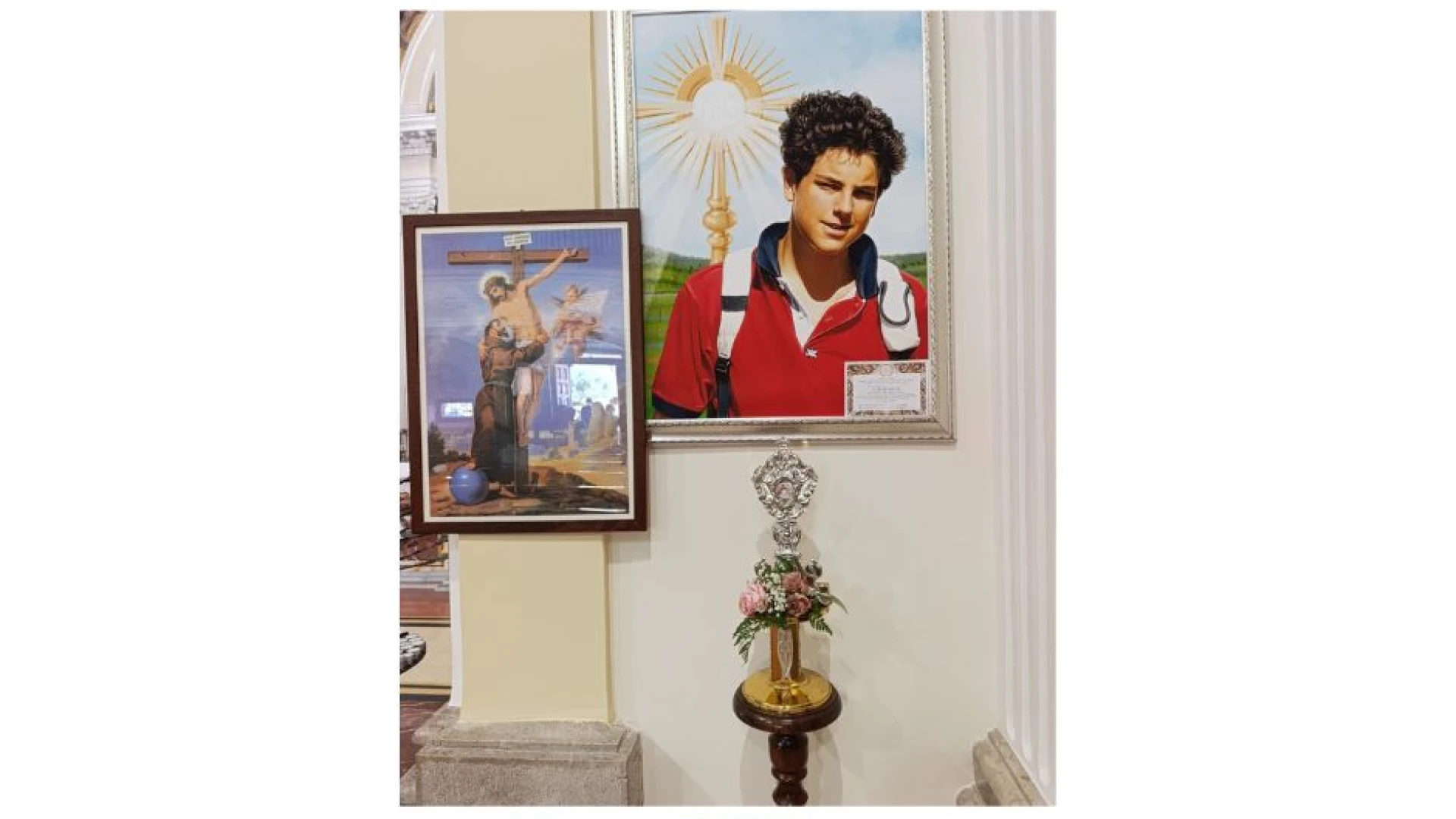Colli a Volturno: arrivata questa mattia in paese la reliquia di San Carlo Acutis. Il protettore dei giovani rimarrà per sempre con i fedeli collesi.