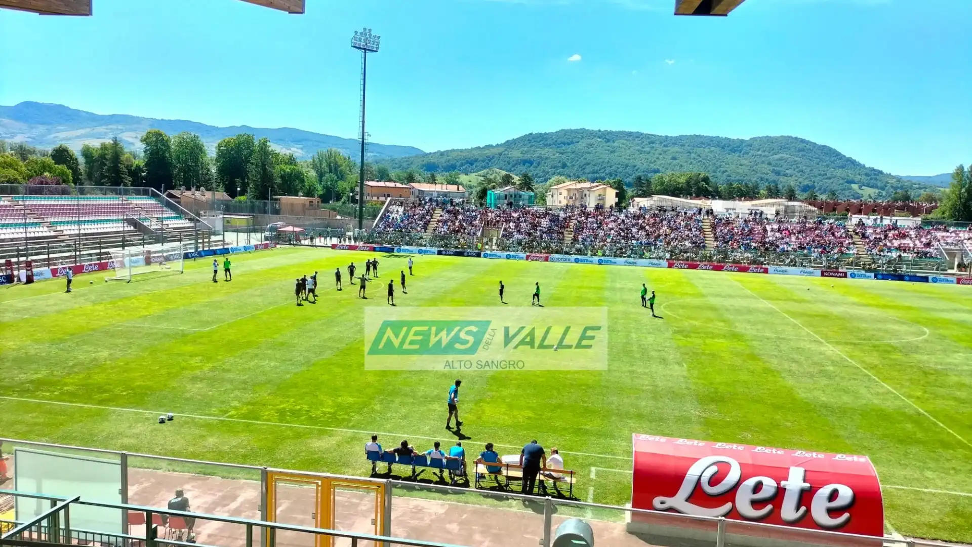 Castel Di Sangro: giorno 11 di allenamento del Napoli al "Patini" . Allenamento su palle inattive.