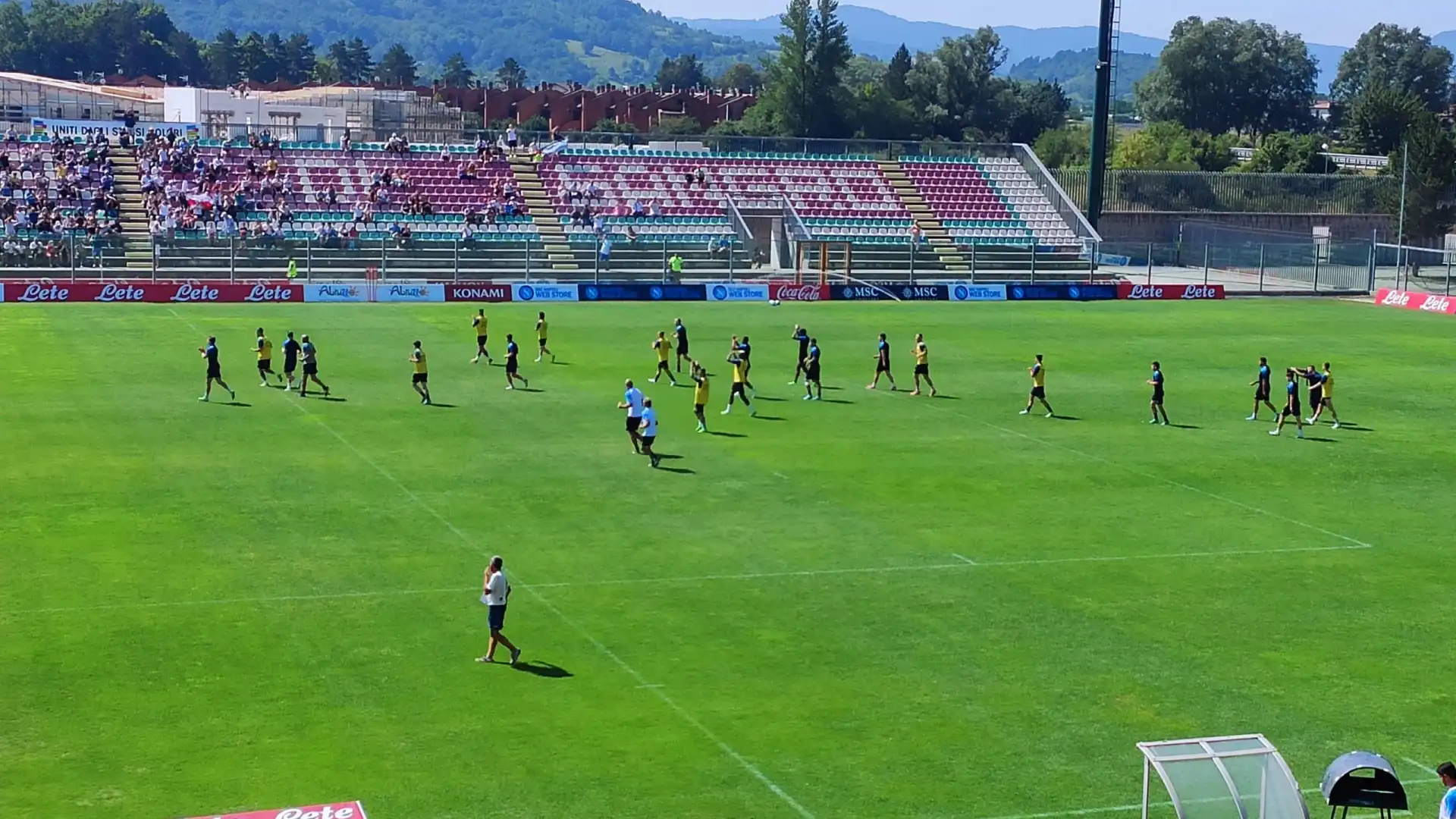 Castel Di Sangro: #day4 per il Napoli al Patini. Partitella a centrocampo. Arriva anche Ero De Laurentiis.