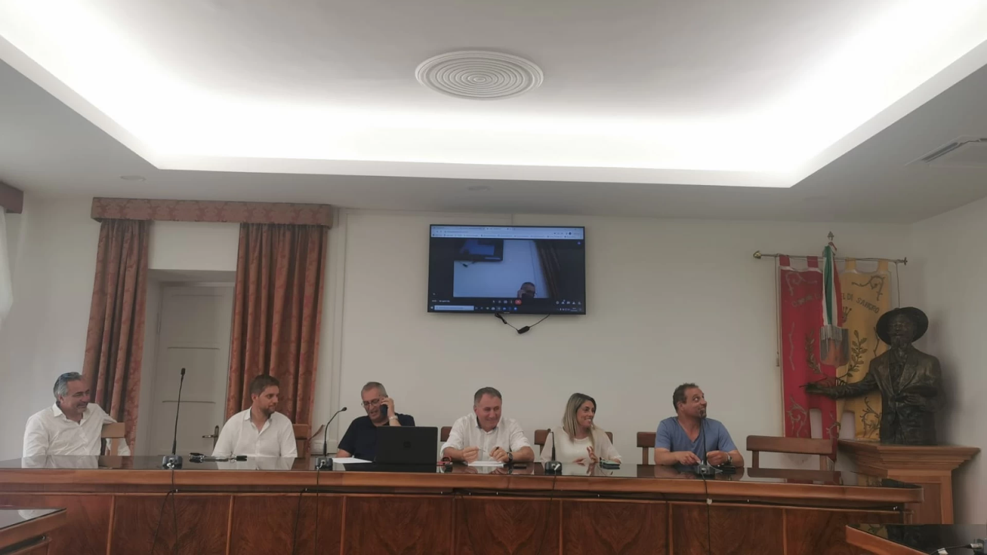 Castel Di Sangro: in comune la riunione dei sindaci del comprensorio dell'Alto Sangro. Discusse opportunità del Pnrr.