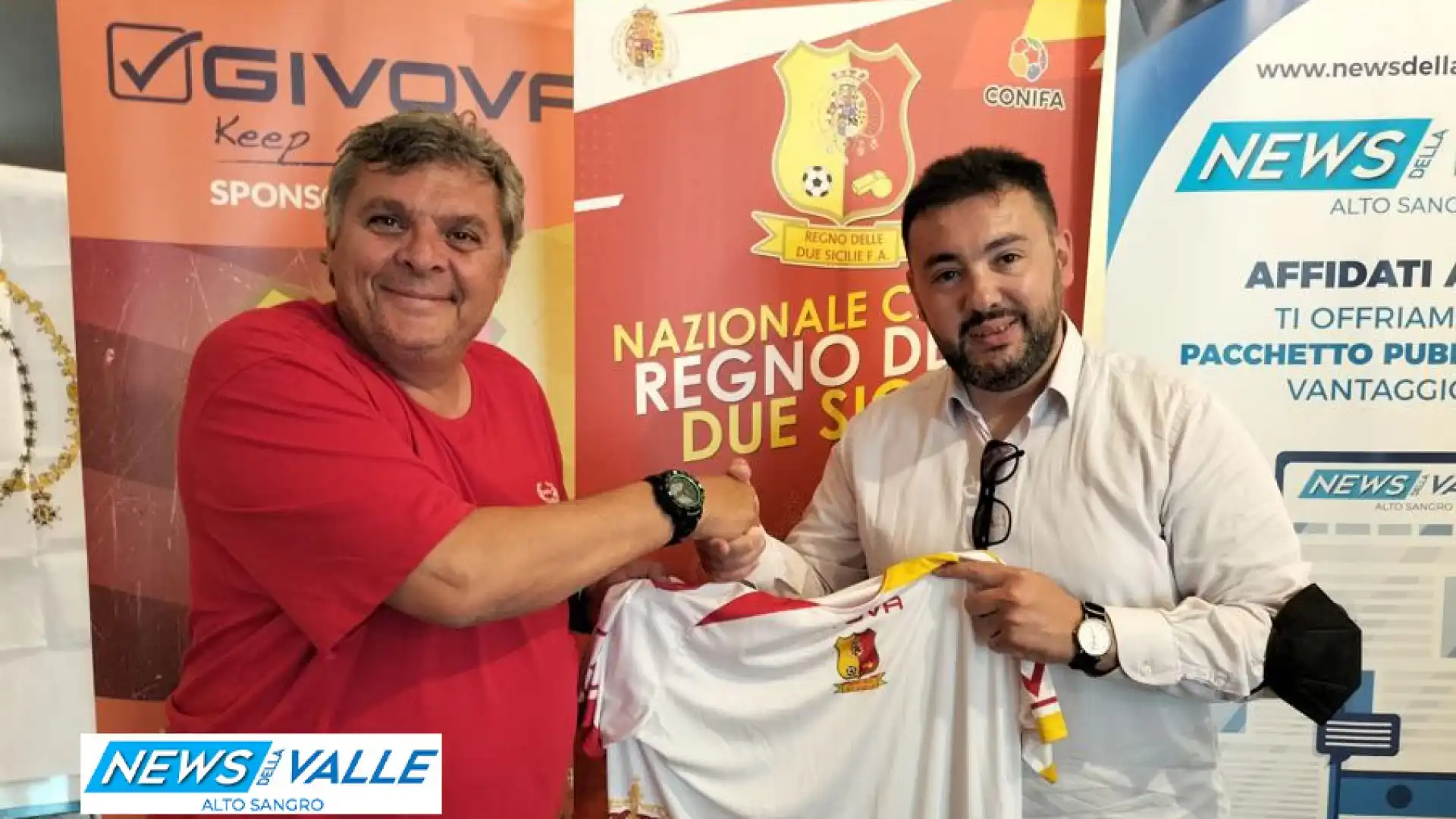 Massimo Amitrano si racconta alla nostra redazione. Il presidente della Nazionale del Regno delle Due Sicilie ha un sogno. “Proveremo a raggiungere tutti gli abitanti del Sud Italia”. A settembre evento All Stars a Castel Di Sangro. Guarda l’intervista.