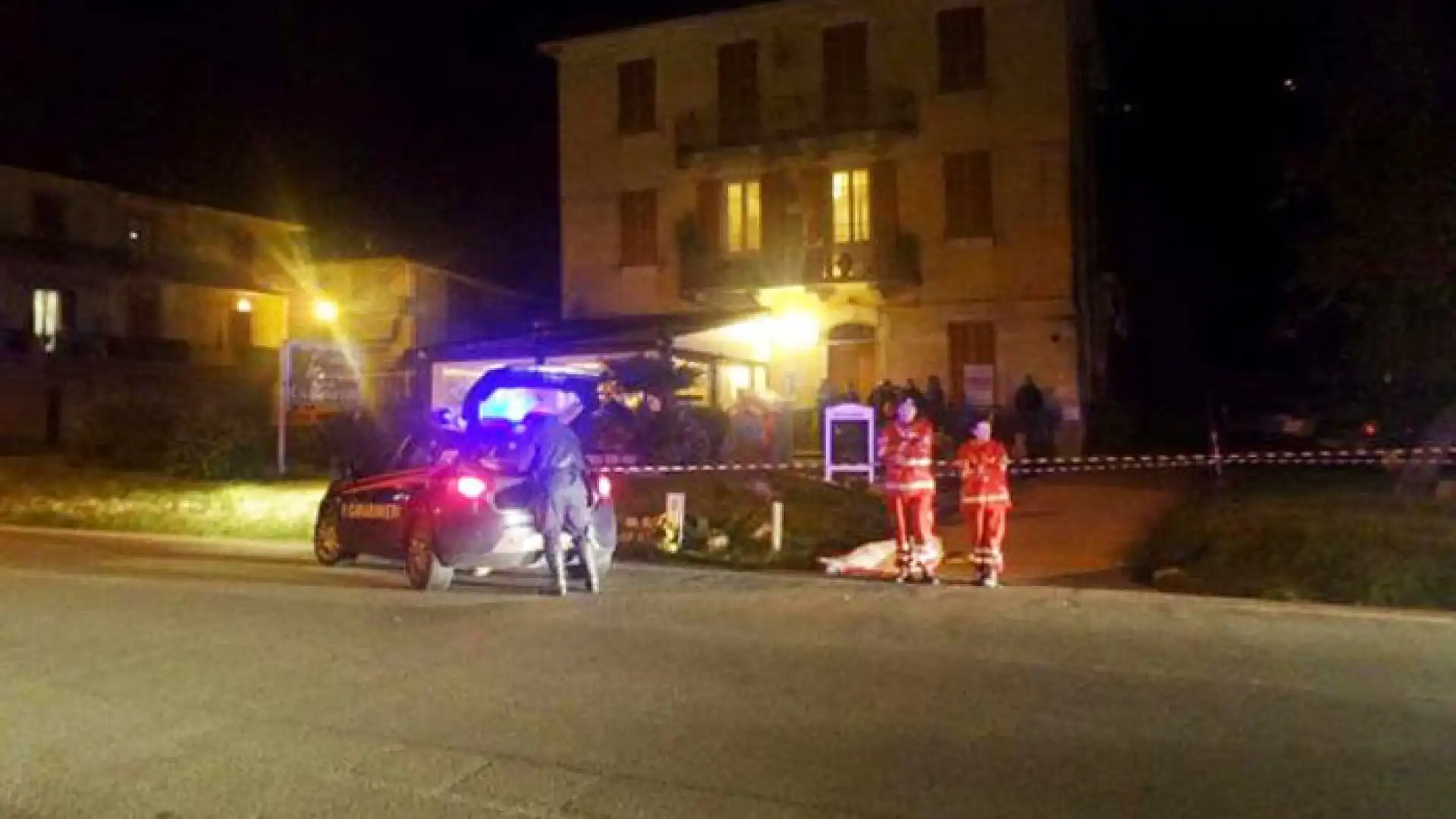 VAIRANO PATENORA: auto travolge cinghiale. Numerosi i disagi al traffico nel centro abitato.