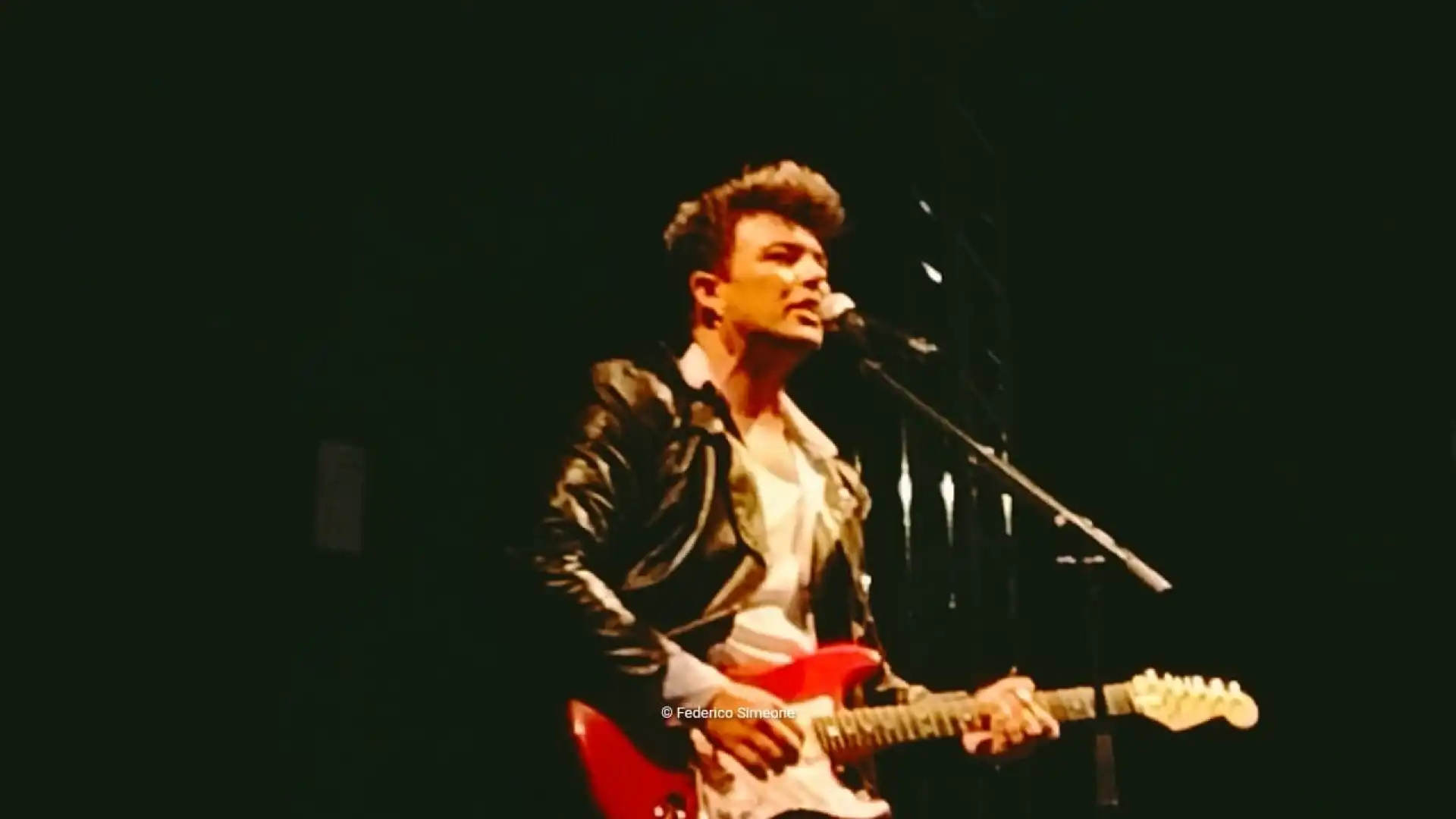 Successo per i The Kolors a Venafro. Un concerto degno di nota per i festeggiamenti dedicati ai santi Martiri. Guarda la galleria fotografica.