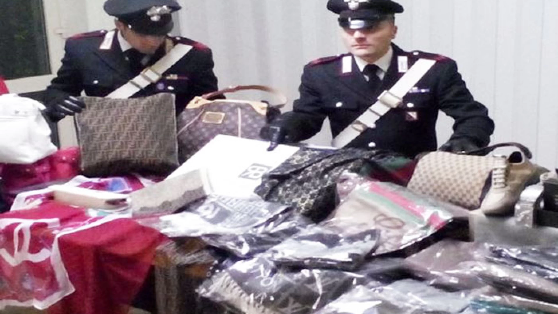 Venafro:	Operazione dei Carabinieri contro la contraffazione e il commercio abusivo, scattano denunce e sequestri.