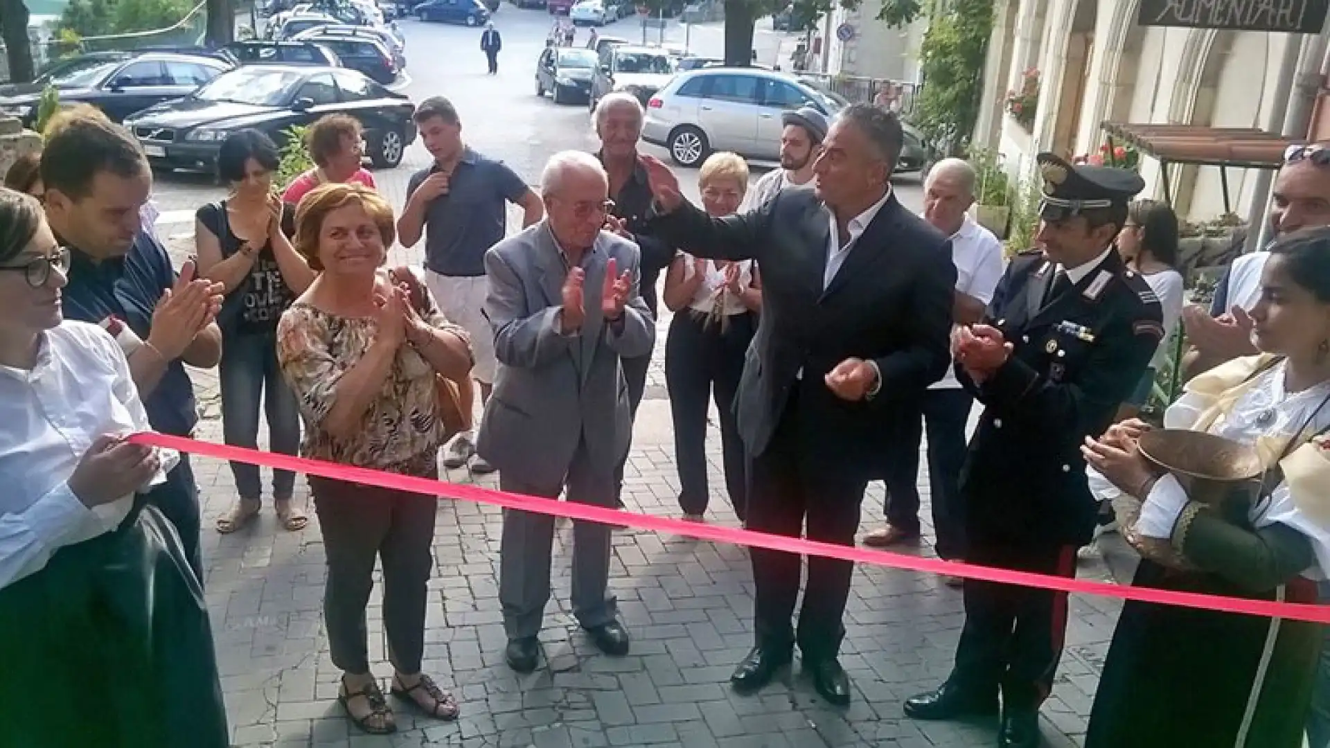 Castel San Vincenzo: inaugurata la sedicesima edizione del Mercatino di Santo Stefano.