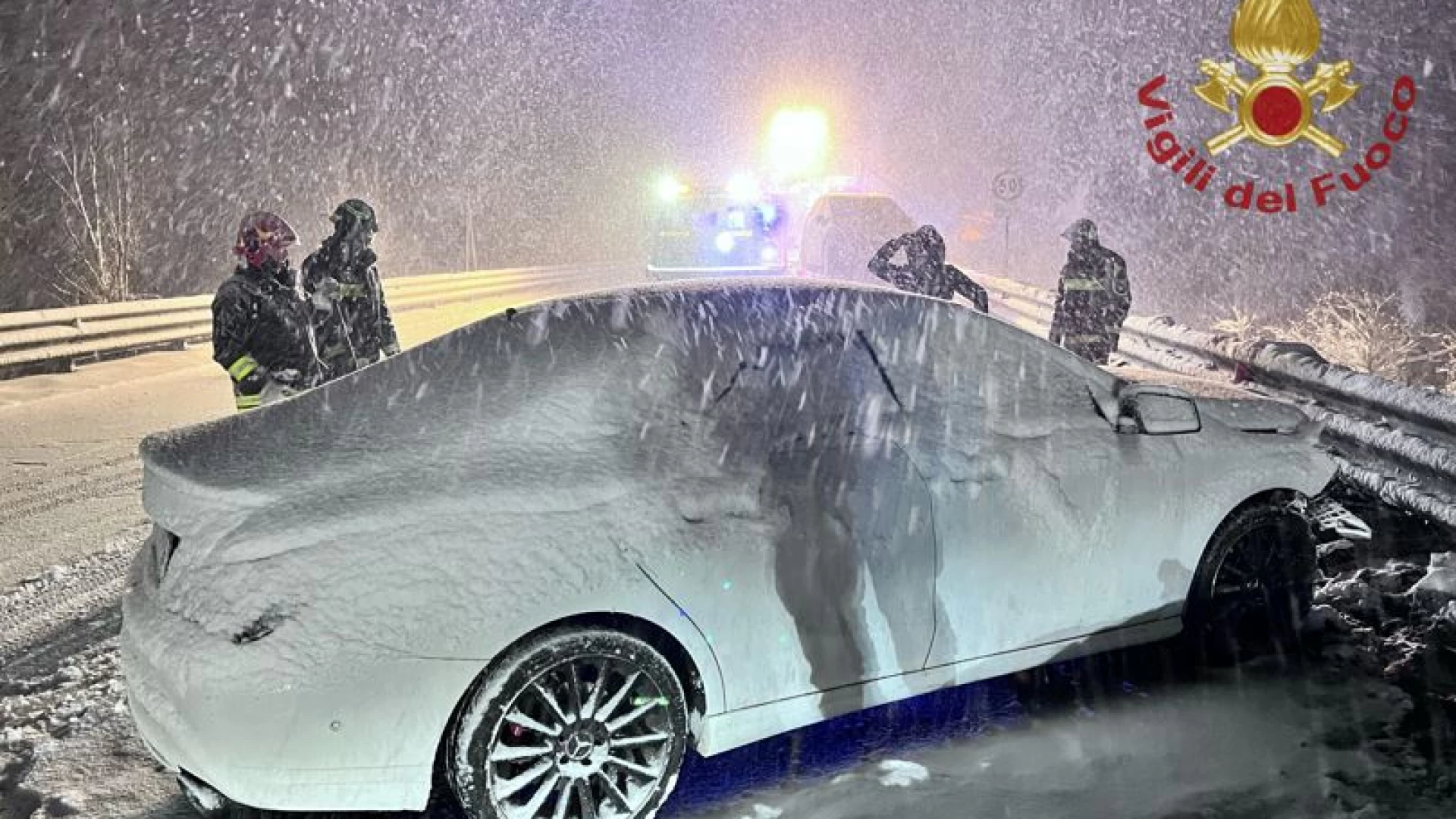 Maltempo e neve: nella serata di ieri incidente sulla S.S. 650 all’altezza di Pescolanciano. Il resoconto dei Vigili del Fuoco di Isernia.