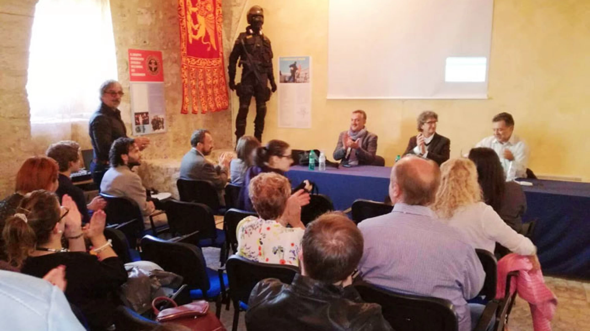 Rocchetta a Volturno: successo per la Summer School al Museo Internazionale delle Guerre Mondiali- Studenti e professori a confronto sulla storia.