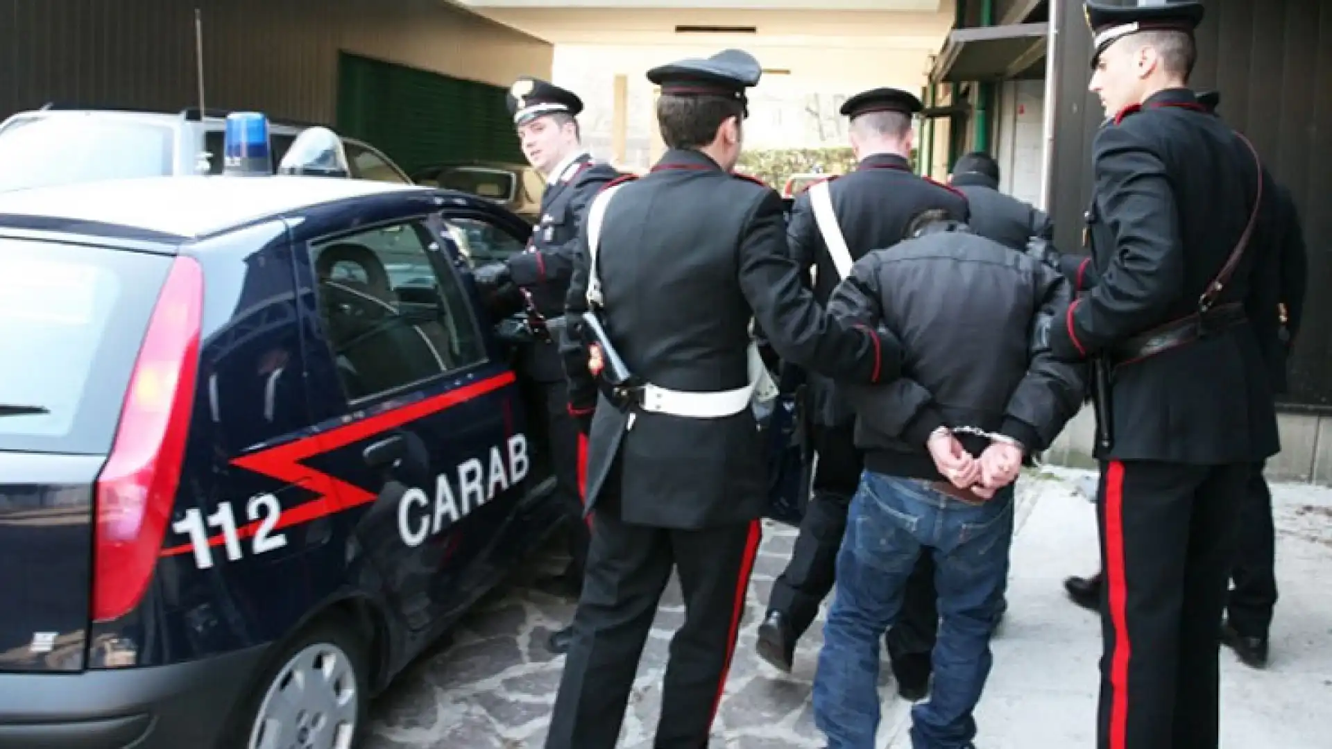 Isernia: dopo l'inseguimento la cattura. I Carabinieri arrestano una coppia di Castelvuolturno per rapina ad un anziano di Pietrabbondante.