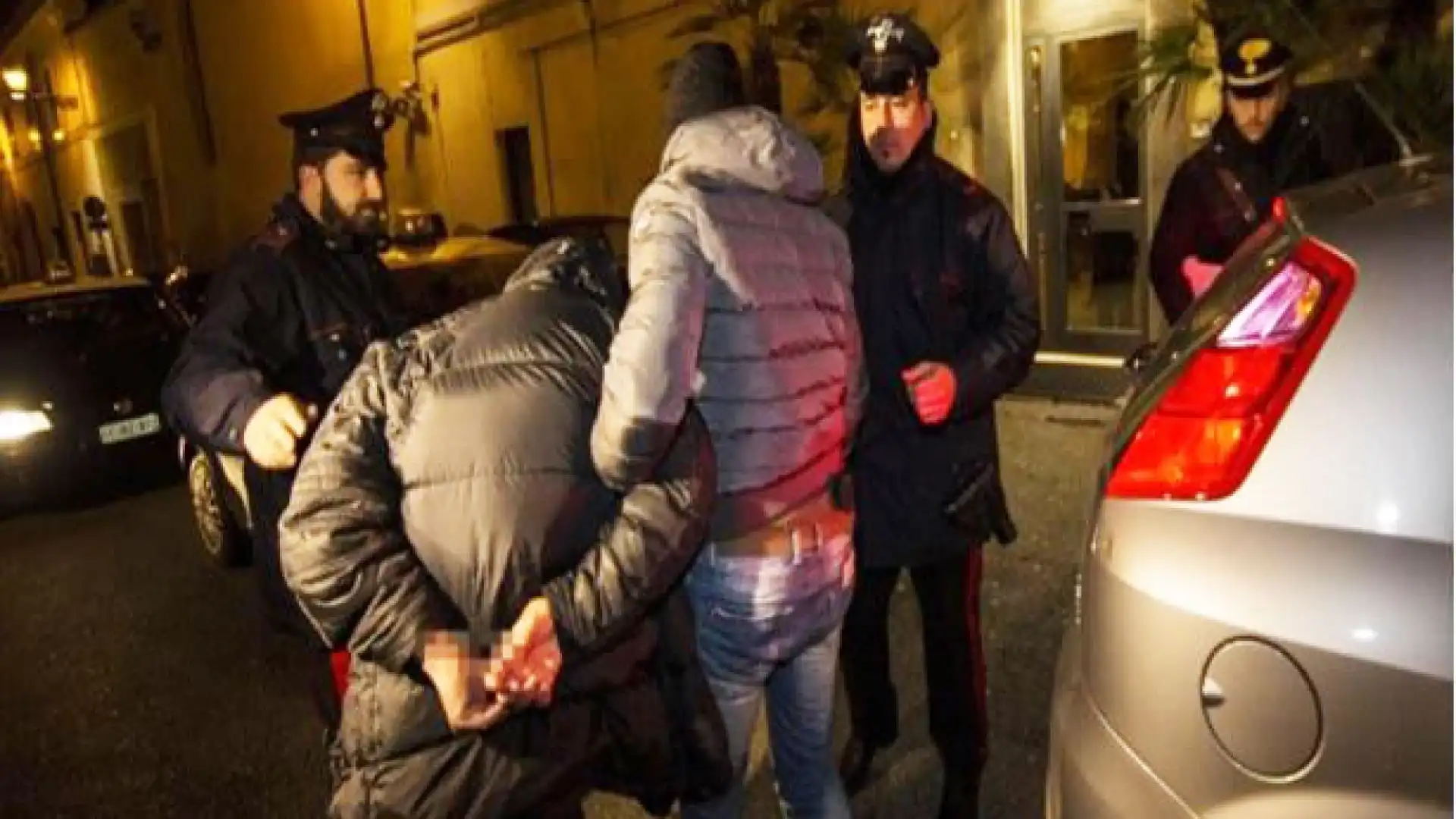 Sant’Agapito: 40enne arrestato per violazione della misura cautelare alla quale era sottoposto. Aggredì una barista presso il centro commerciale “I Melograni”.