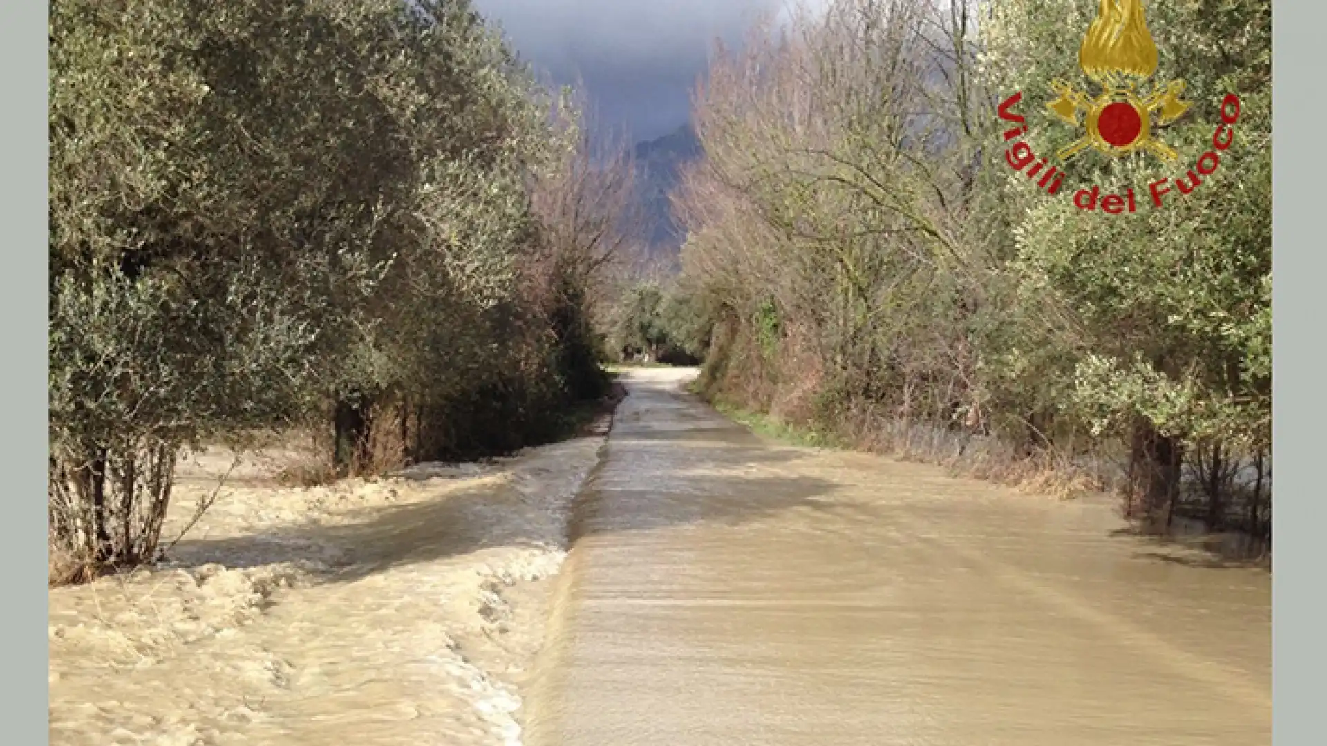 Isernia, maltempo e allagamenti su tutto il territorio provinciale. Gli interventi vari dei Vigili del Fuoco.