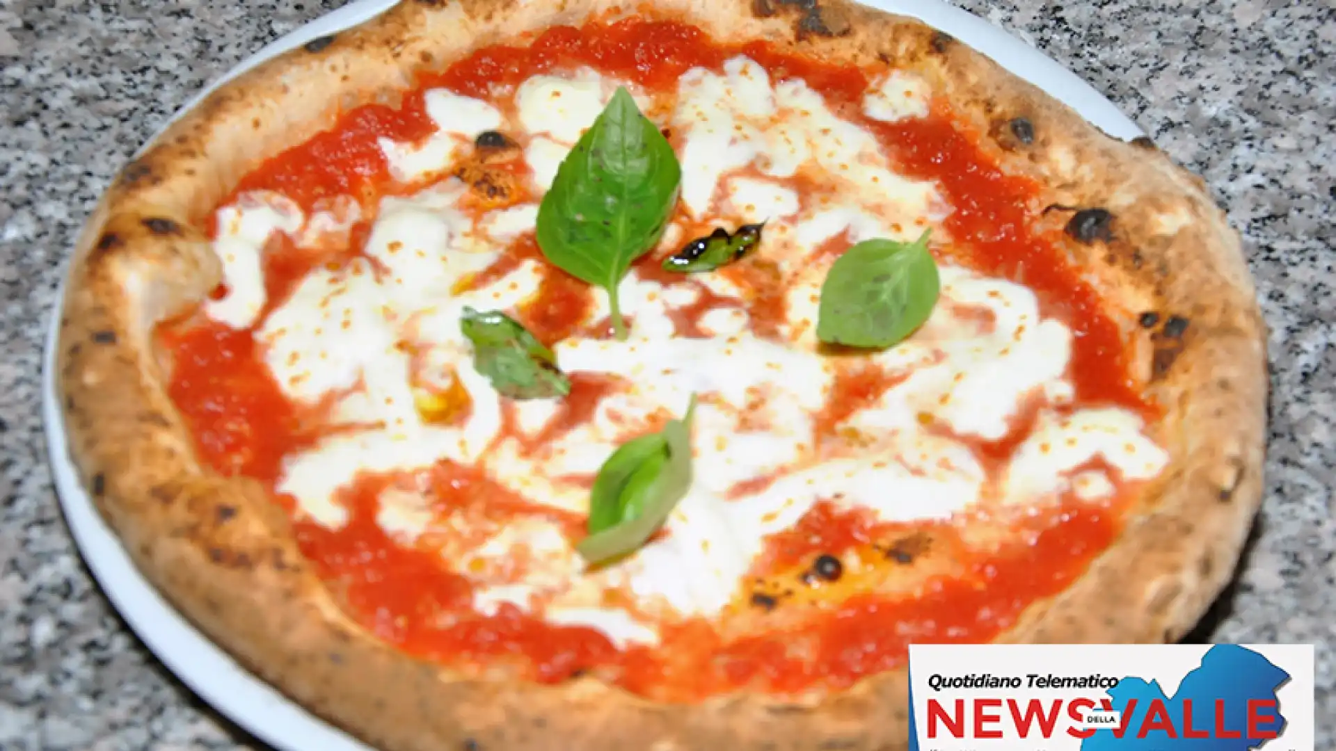 A NAPUL’E’ rivive il sapore della vera pizza napoletana. Prodotti tipici dell’area campana e il fritto napoletano tutti da assaporare.