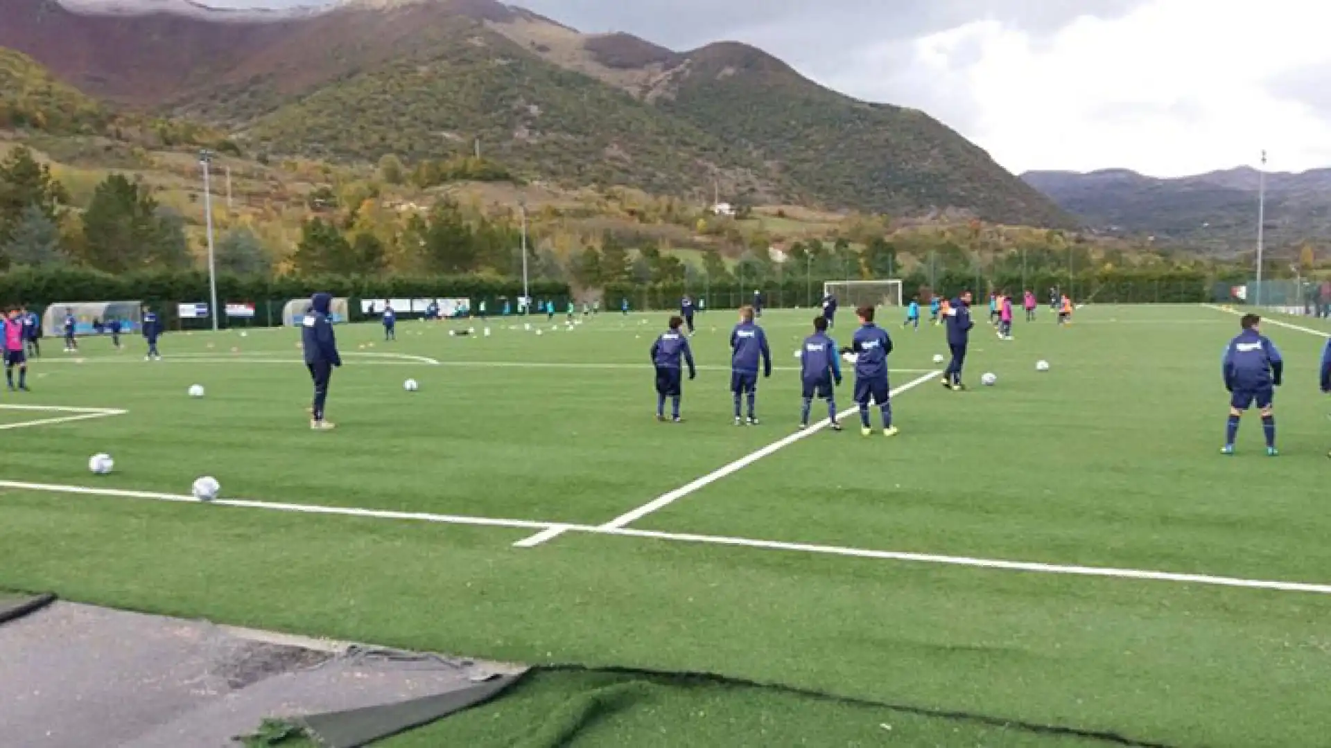 Castel Di Sangro: centro federale territoriale, conclusa la sessione di allenamento con il prof Pellgrino e gli atleti della Boys Di Pasquale e Pirollo.