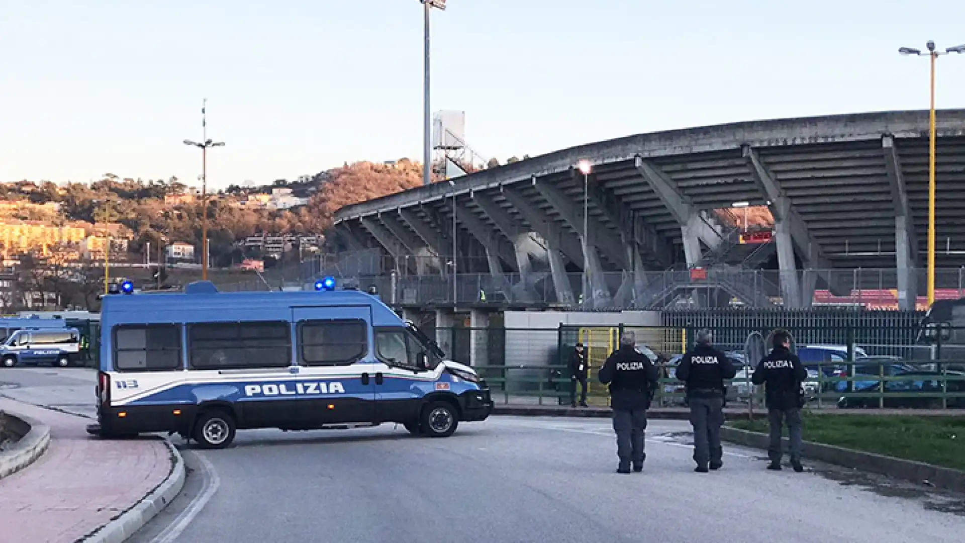 Agnone: tifoso arrestato dalla Polizia per violazione del Daspo al termine dell’incontro tra l’Agnonese e la Vastese.