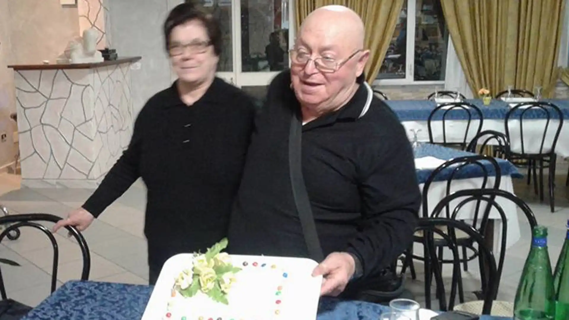 L’Angolo degli Auguri: la nostra redazione festeggia il 32°esimo anniversario di Matrimonio del caro amico Antonio Amodei.