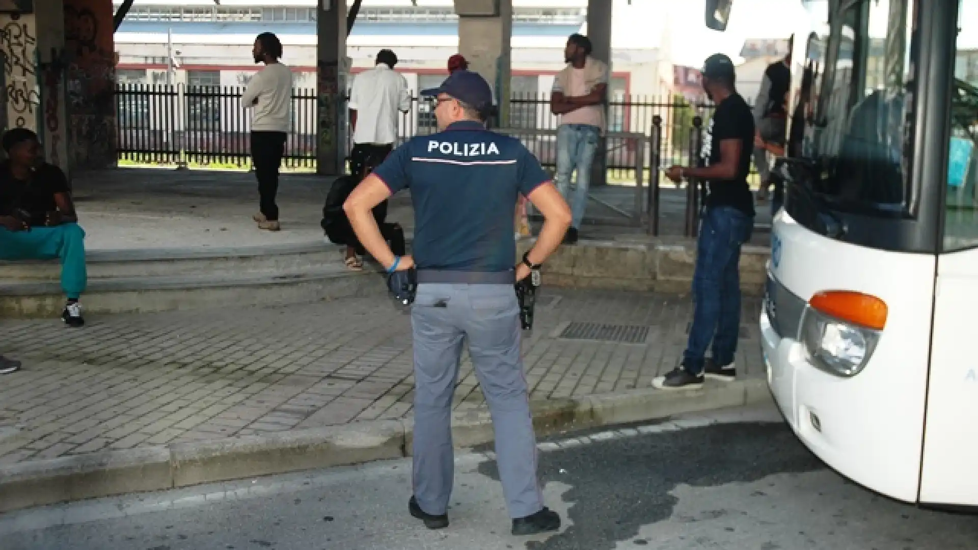 Isernia: la Polizia denuncia uno spacciatore nigeriano. Beccato presso lo scalo ferroviario.