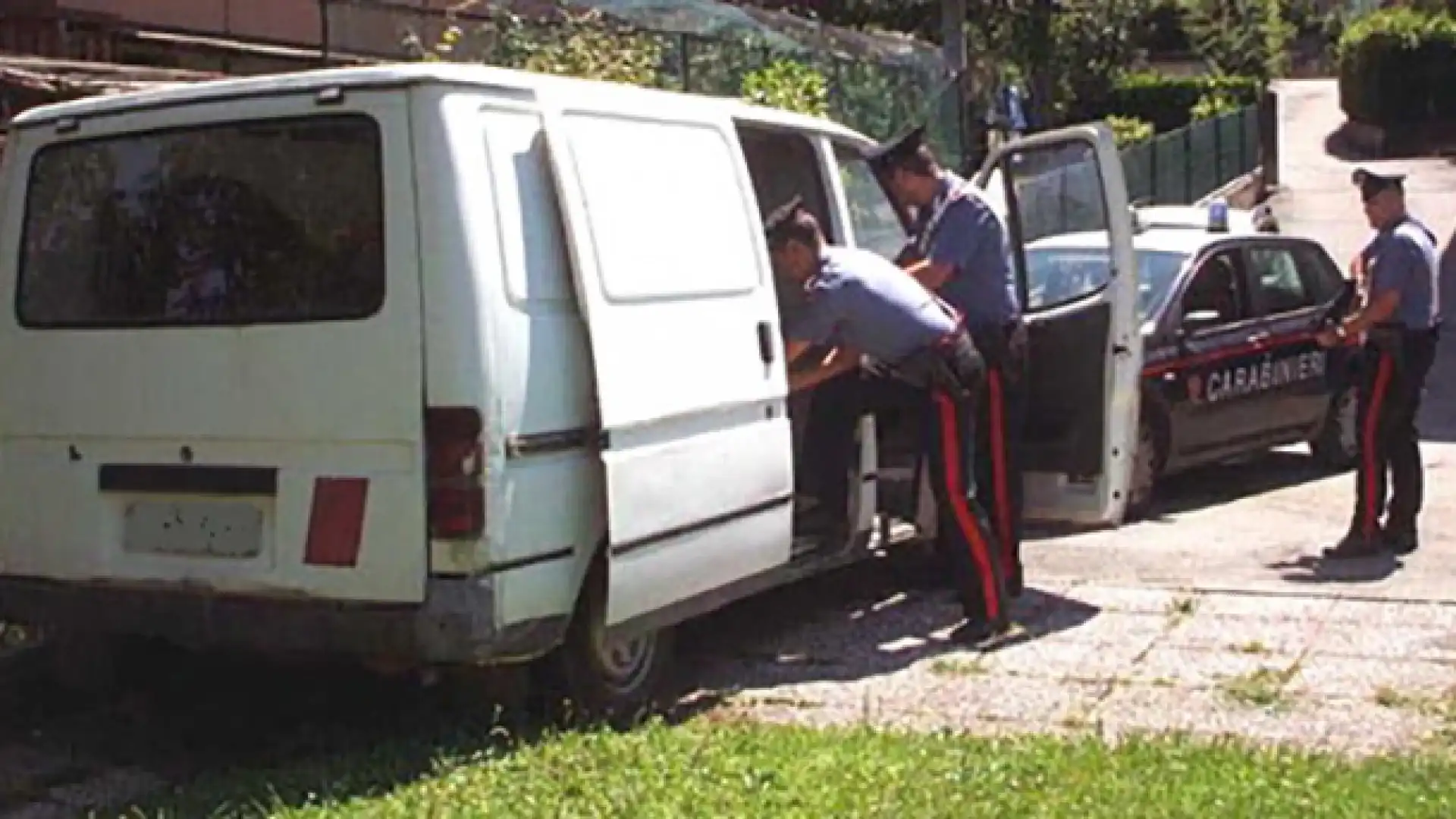 Pescolanciano : Coppia di pregiudicati denunciata per possesso di arnesi da scasso. Uno di loro aveva precedenti per truffa aggravata.