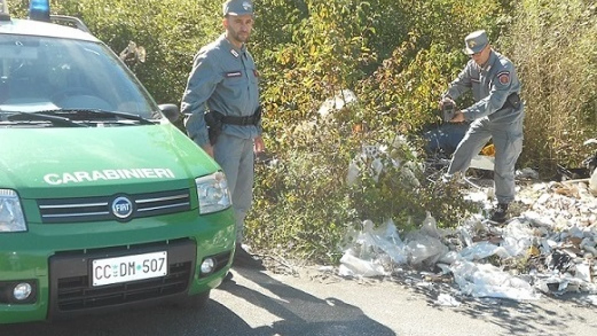 Isernia: Abbandono di rifiuti. Scattano sanzioni da parte dei Carabinieri Forestali.
