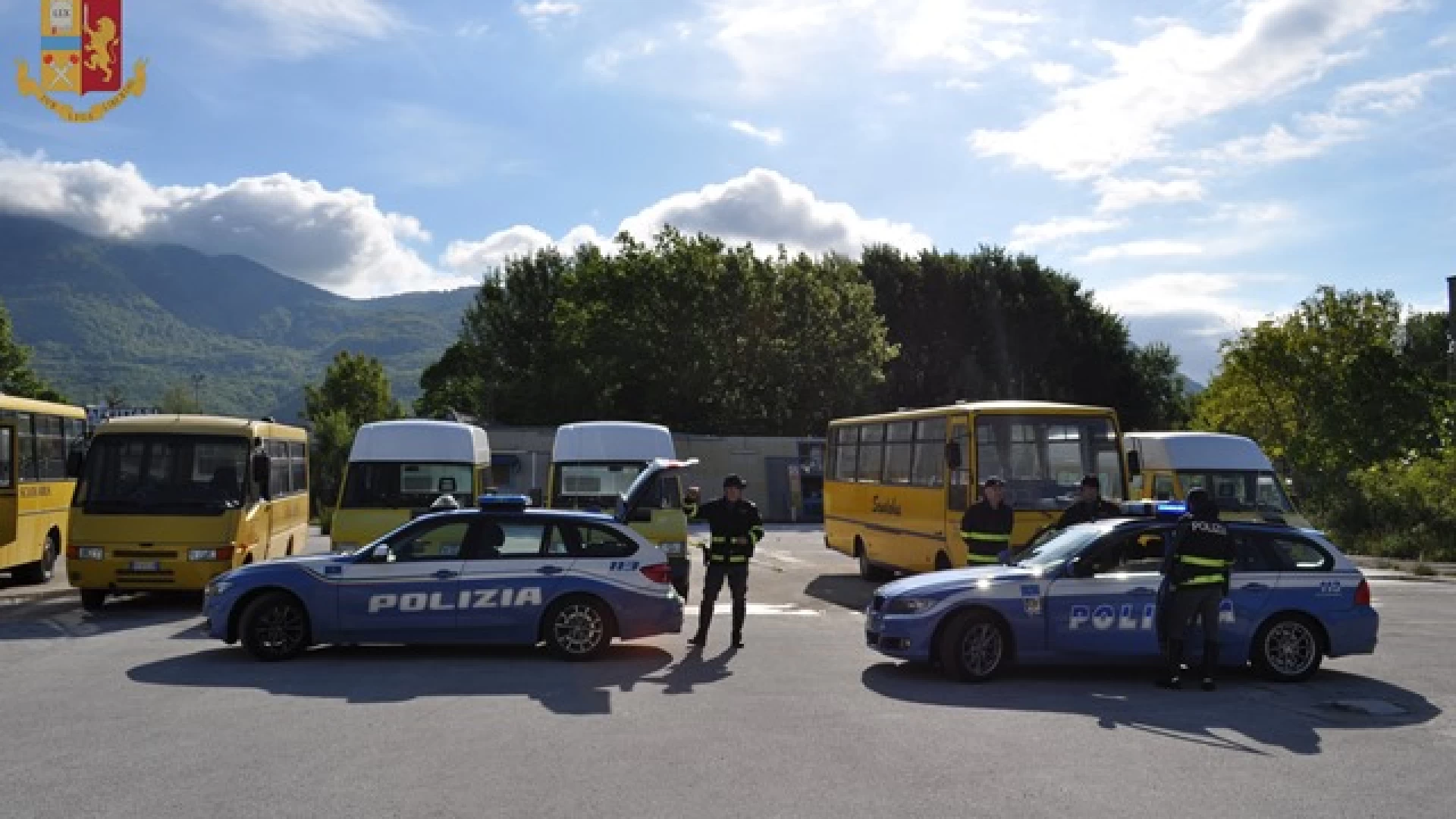 Isernia: la Polizia effettua ancora controlli sugli scuolabus e altri mezzi di trasporto collettivo di studenti. Guarda il video.