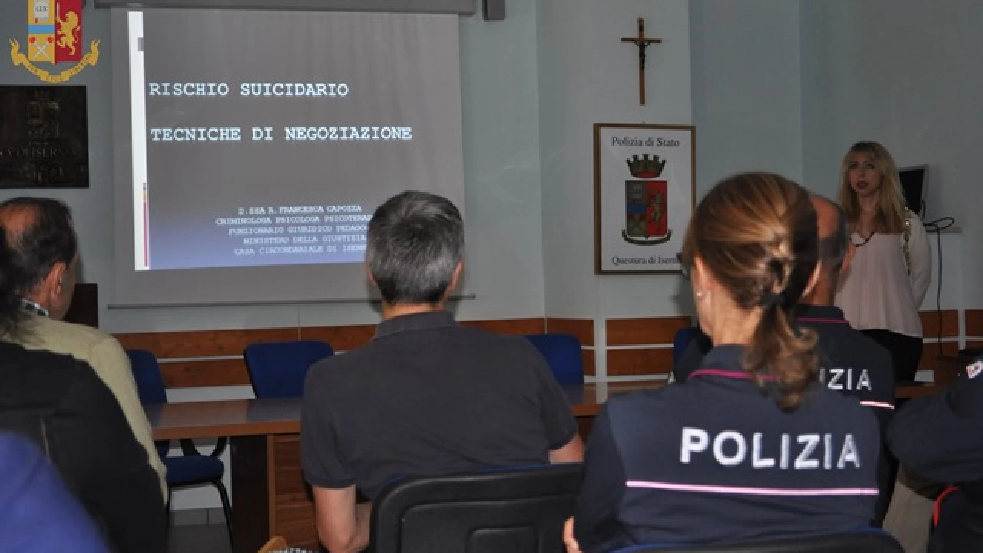 Isernia: la Polizia di Stato e lezione di tecniche di gestione dei tentativi di suicidio.