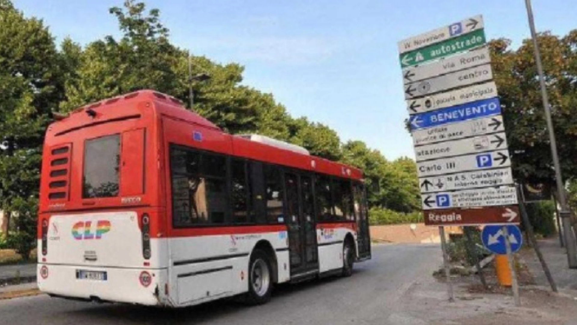 Capriati al Volturno: camion contro autobus, autista perde un braccio e il responsabile dell’incidente si dà alla fuga.