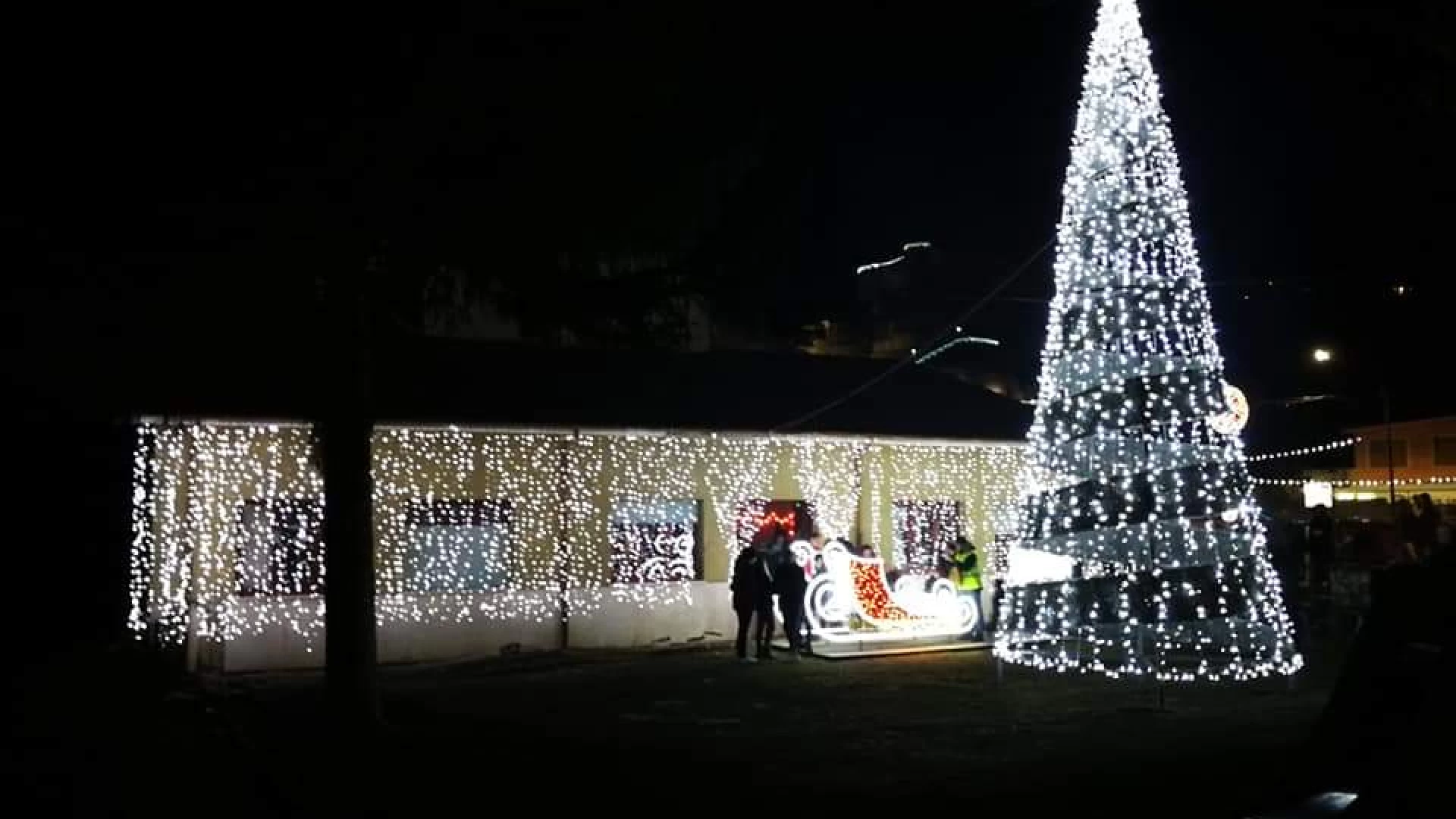 Natale sotto il Castello a Cerro, guarda la nostra galleria fotografica...