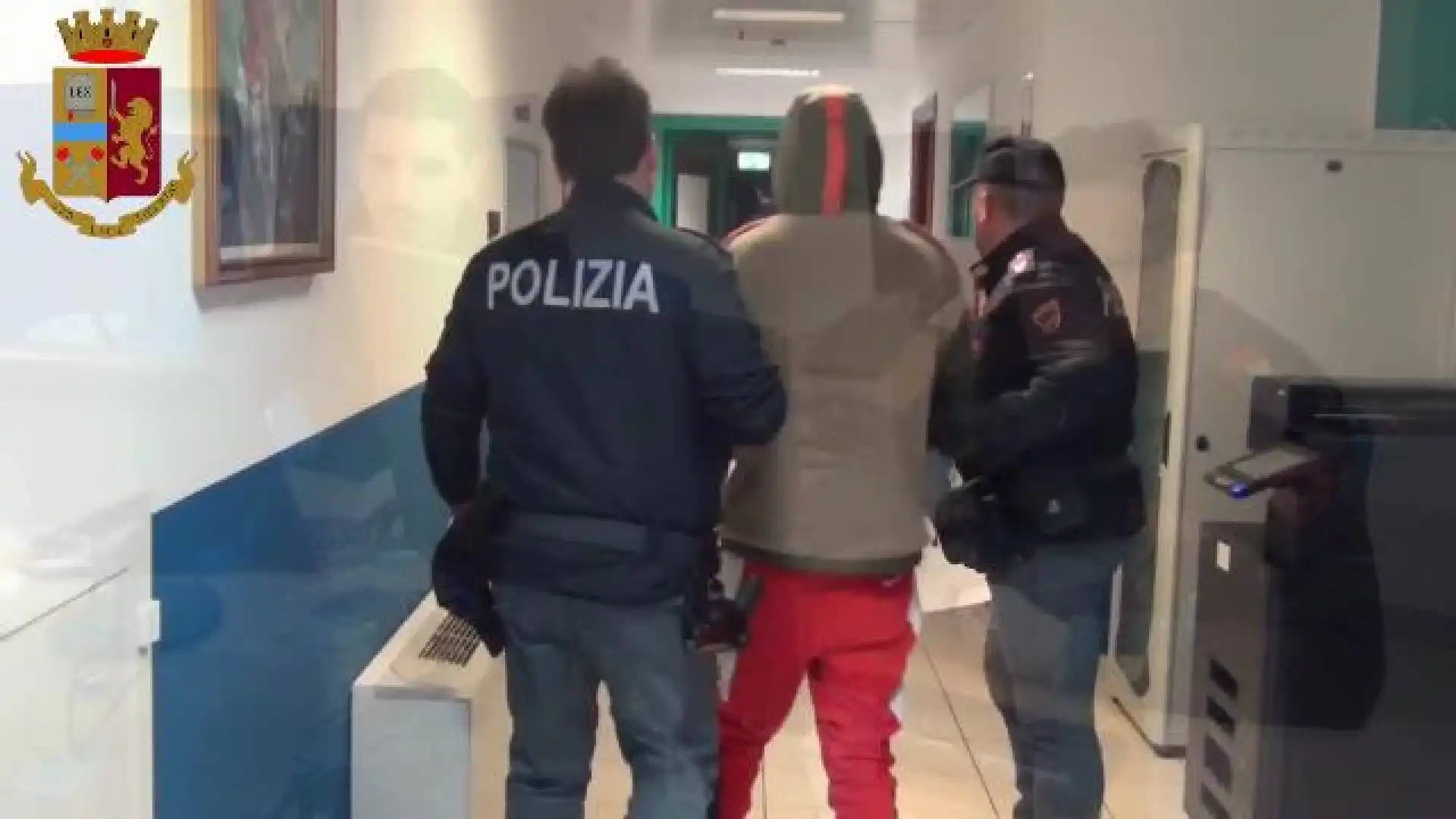 Isernia: cittadino straniero arrestato per resistenza e minacce a pubblico ufficiale. Guarda il video