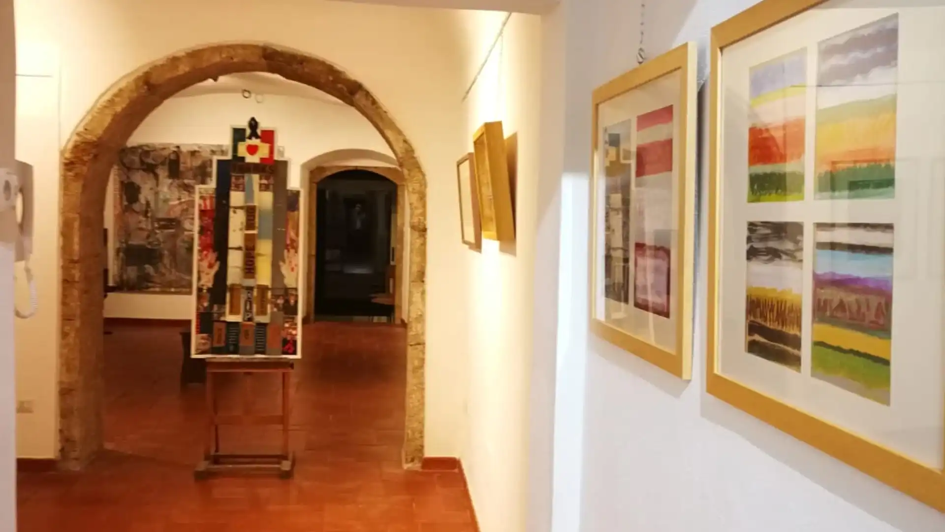 Isernia: riapre al pubblico la galleria Spazio d’Arte Petrecca con una personale del responsabile della struttura Gennaro Petrecca.