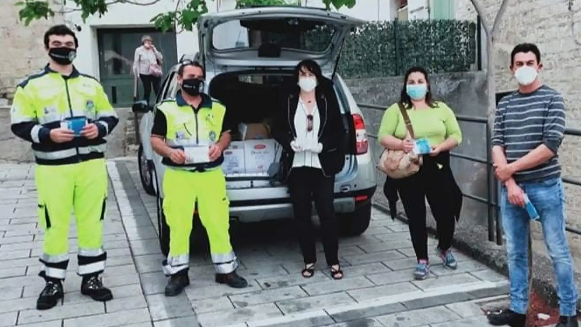 Casacalenda e Basso Molise, Aida Romagnuolo dona kit di mascherine a vari comuni. I ringraziamenti di Irma Marcogliese.