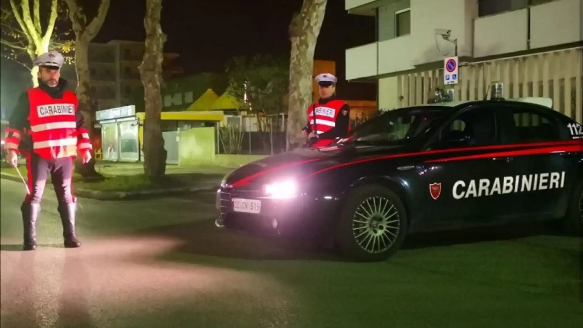 Verifiche dei Carabinieri di Isernia ai locali con musica ad altissimo volume. Diverse le sanzioni comminate.