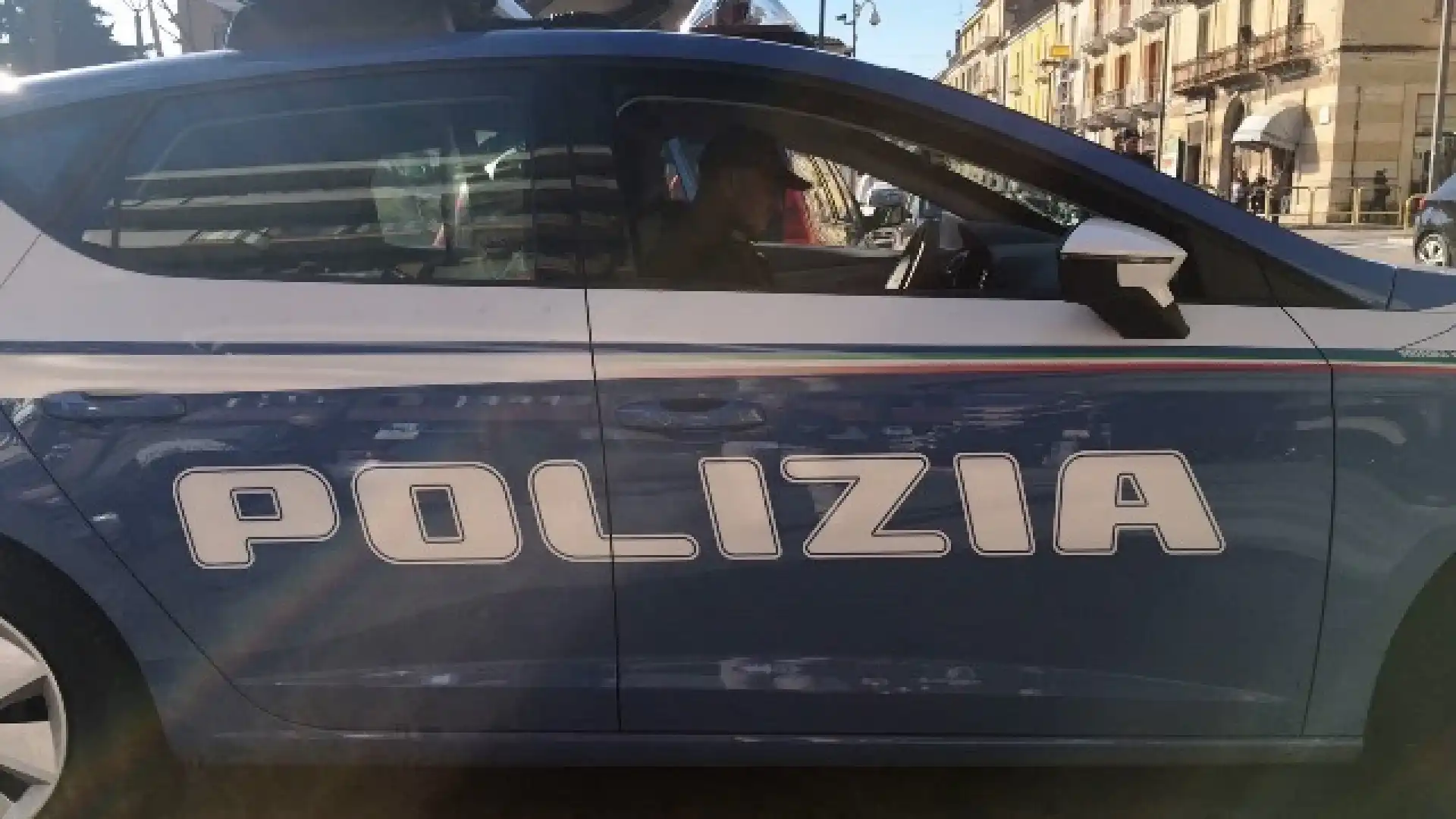 Isernia: la Polizia arresta un usurario ed identifica ben 73 cittadini stranieri presenti sul territorio.