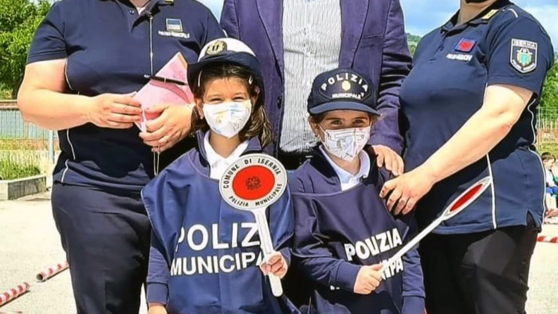 Isernia: tutti in strada. Nasce una collaborazione fra scuola dell’infanzia e Polizia Municipale