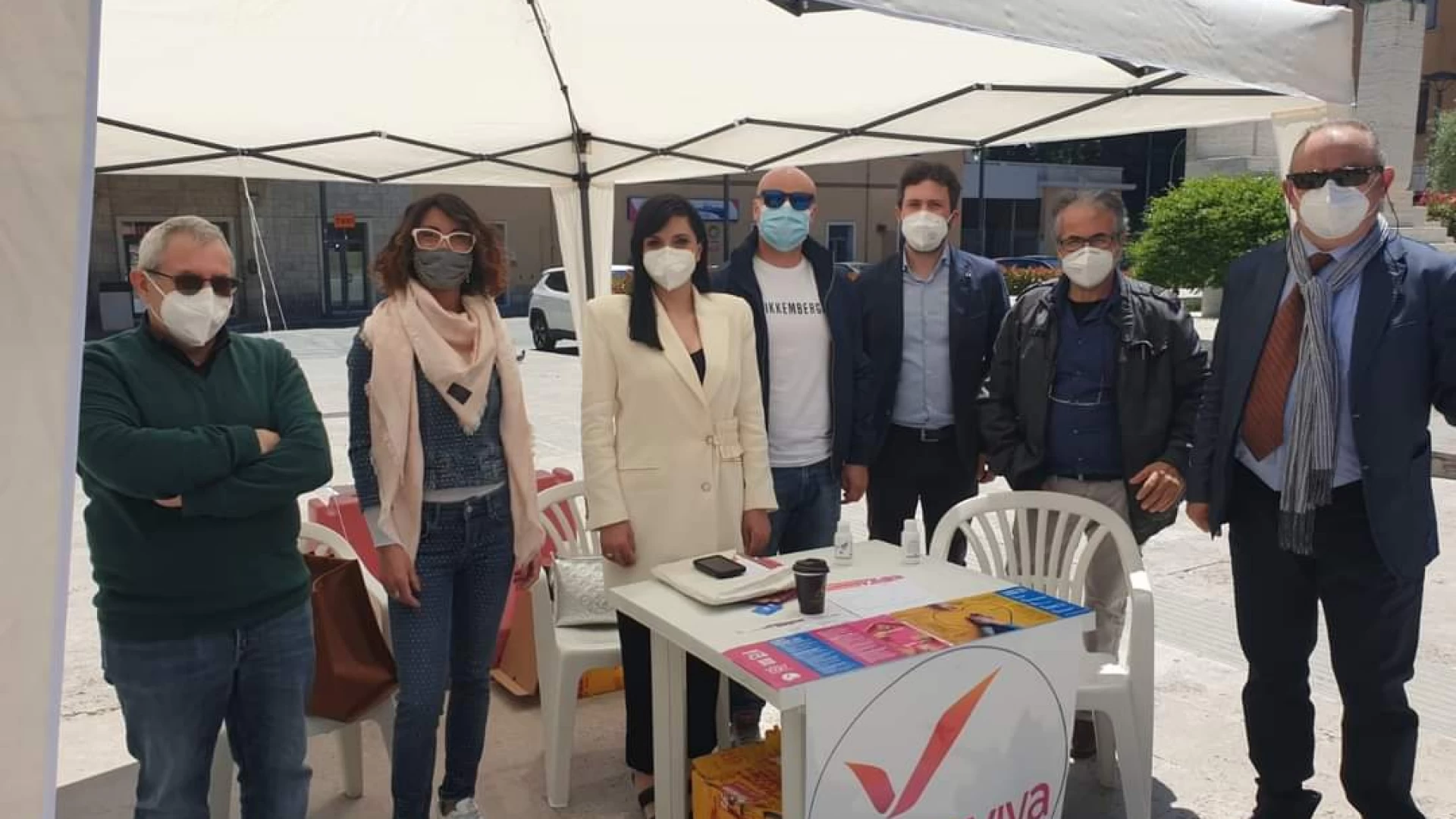 Italia Viva in piazza ad Isernia. La coordinatrice Di Silvestro: "Siamo felici e soddisfatti per la prima uscita "