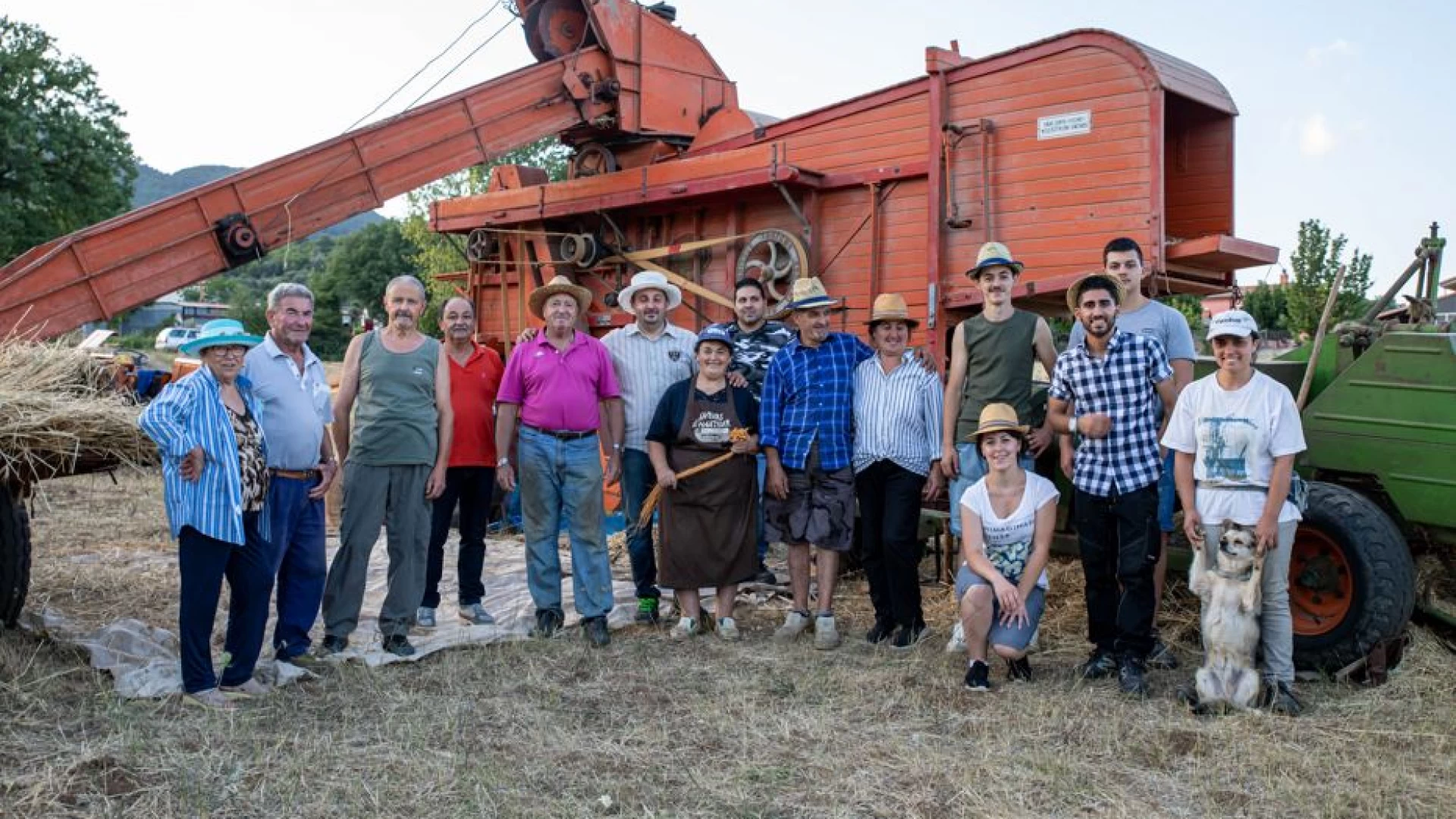 Tradizioni: a Masserie La Corte di Montaquila rievocata l’antica trebbiatura.