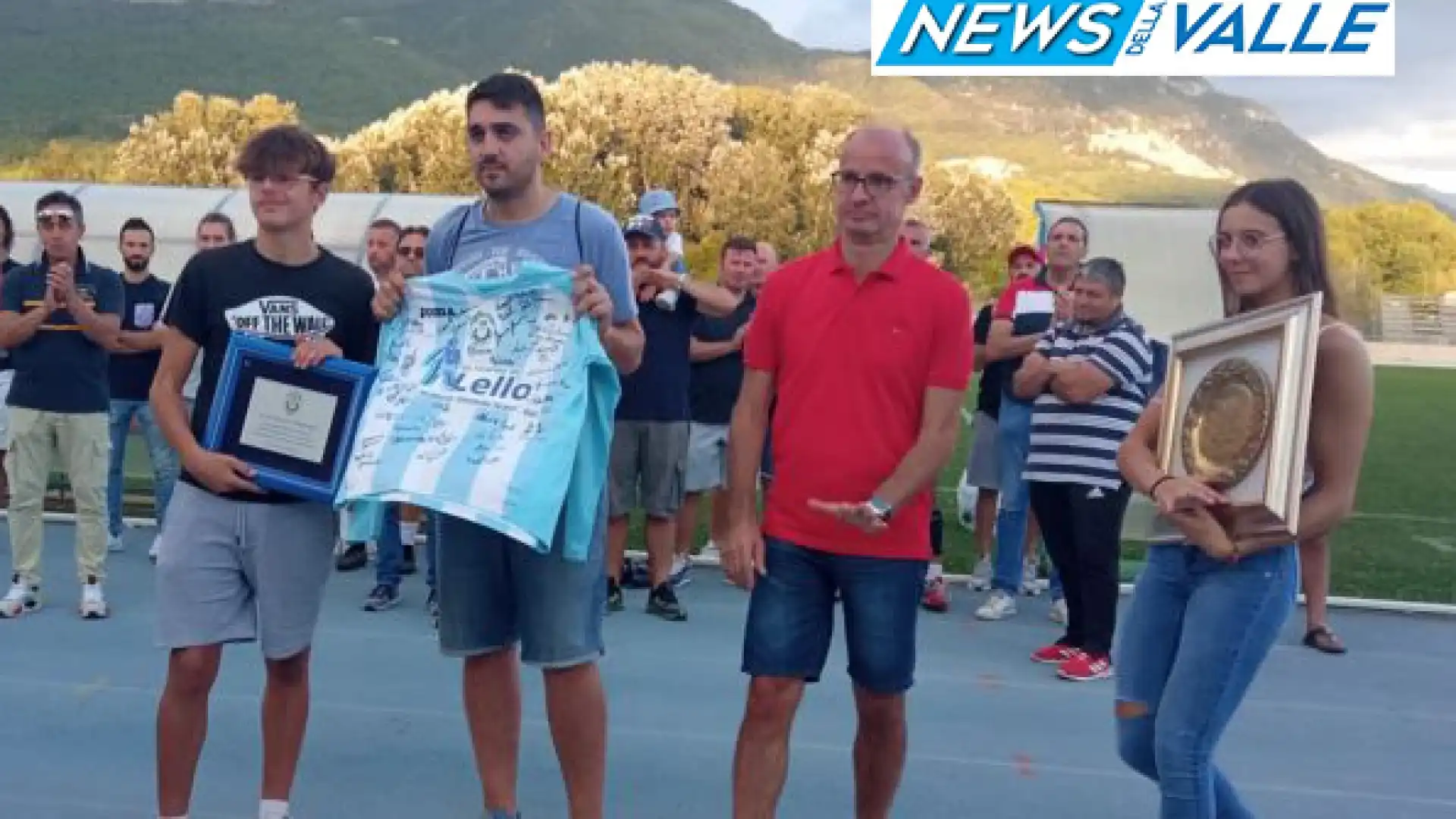 Isernia: Antonello Siravo ricordato da tutti i suoi amici e compagni di squadra. Al Lancellotta raccolti oltre duemila euro a favore dell’Airc. Guarda il servizio.