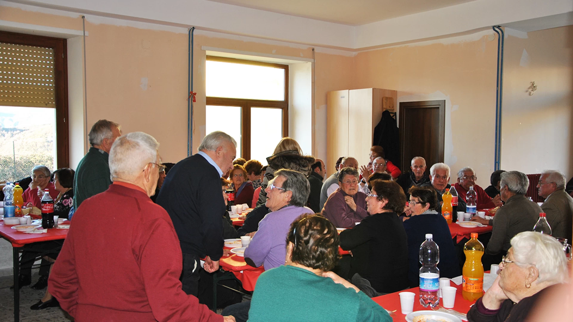 Fornelli: sabato 12 gennaio l’edizione 2019 del pranzo con gli anziani. Gli amministratori locali si trasformano in “camerieri” per un giorno.