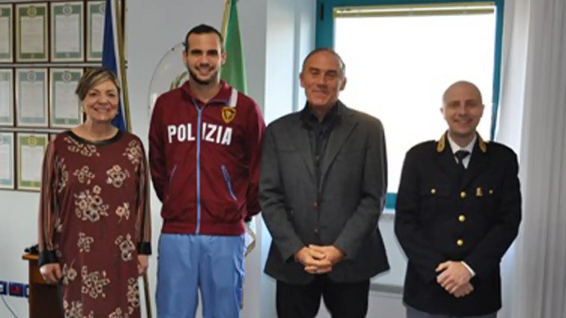 Isernia: il Questore riceve l’atleta Luca Curatoli.