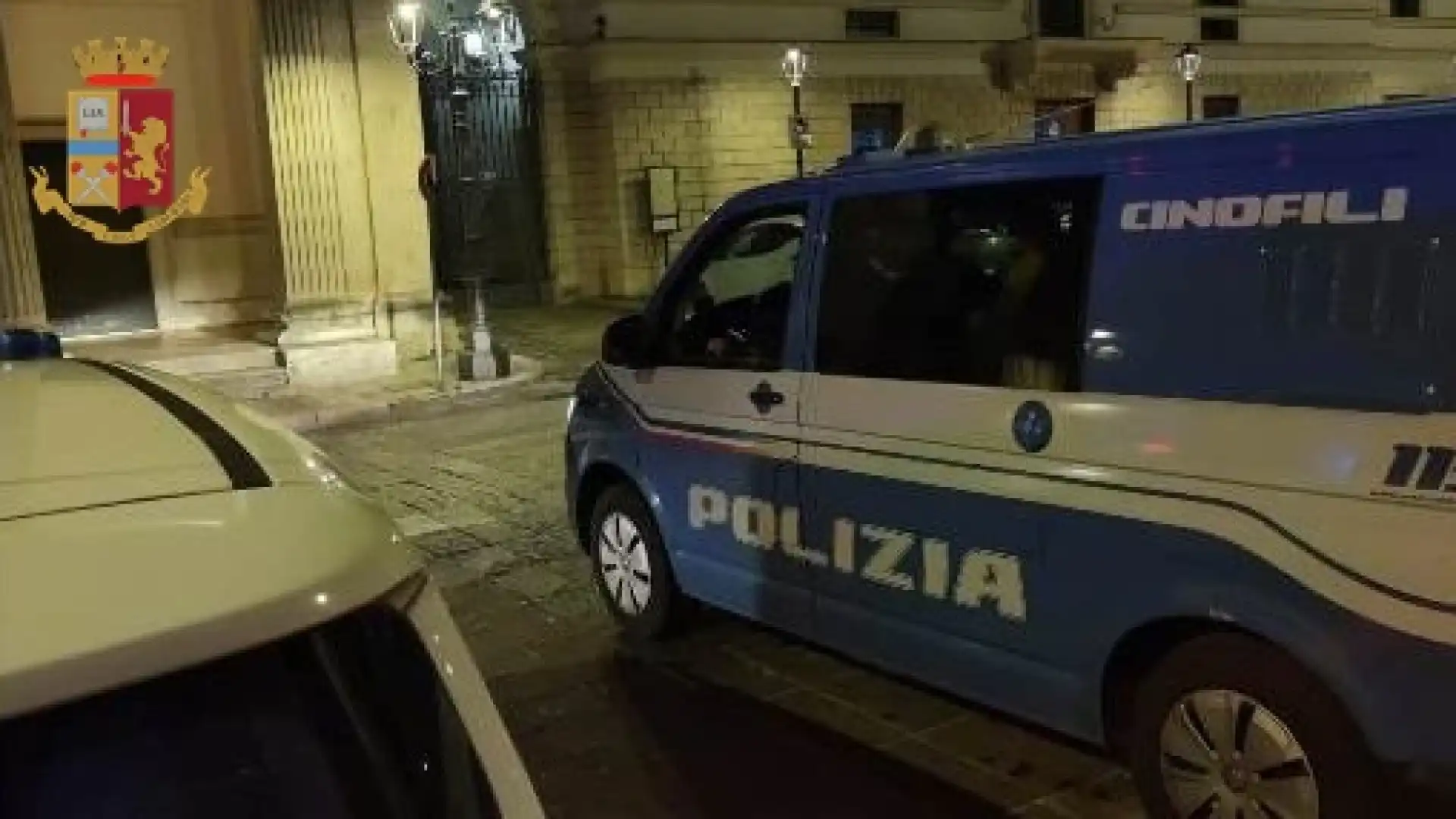 Isernia: perquisizione antidroga nel centro storico. La squadra mobile arresta due persone per detenzione di droga ai fini di spaccio.