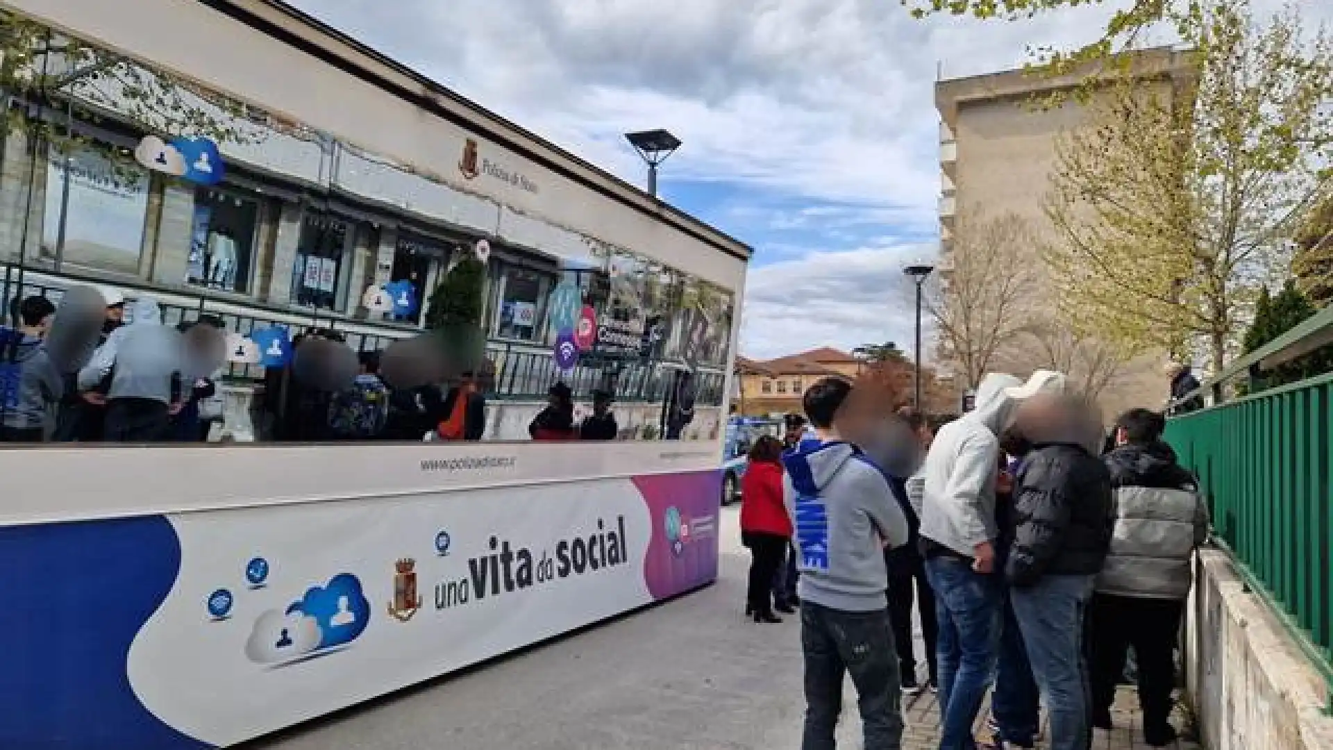 “Una vita da social” e “In strada come in rete”:  ad Isernia le campagne educative della Polizia di Stato.